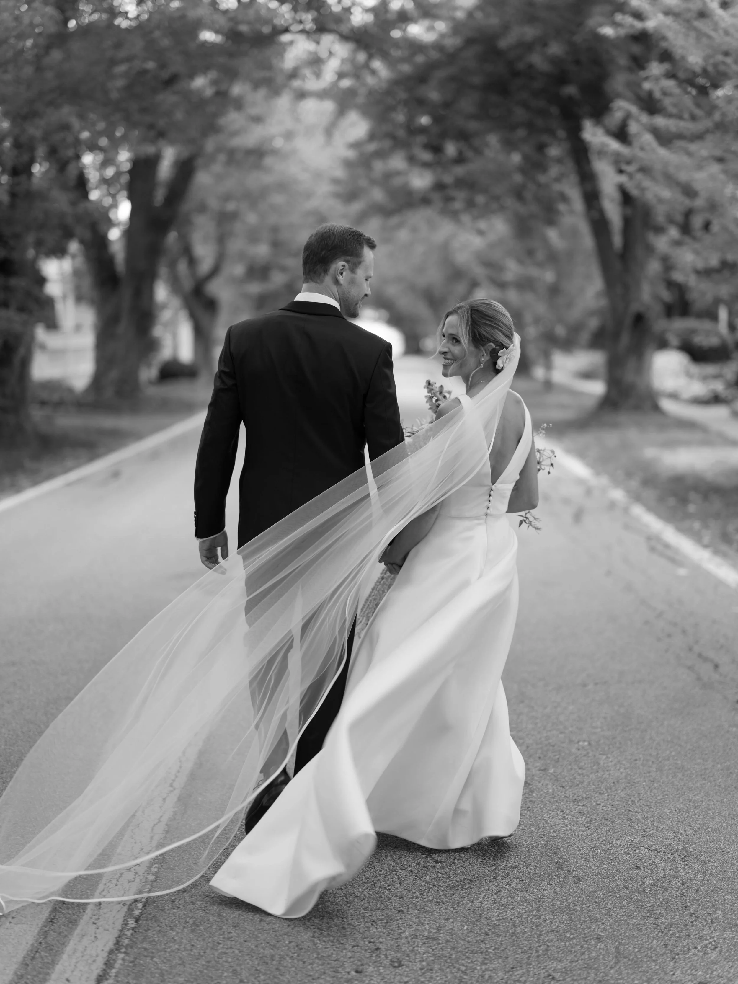 Lovely moments from a late summer celebration on the seacoast

PLANNING &amp; DESIGN @marreroevents
VENUE Private Residence
CATERING @thewhiteapron
PHOTO @danforthneal of @forma_mgmt
FLORAL @whitemossandtwigs
CEREMONY FLORAL Rebecca Blaine and Michel