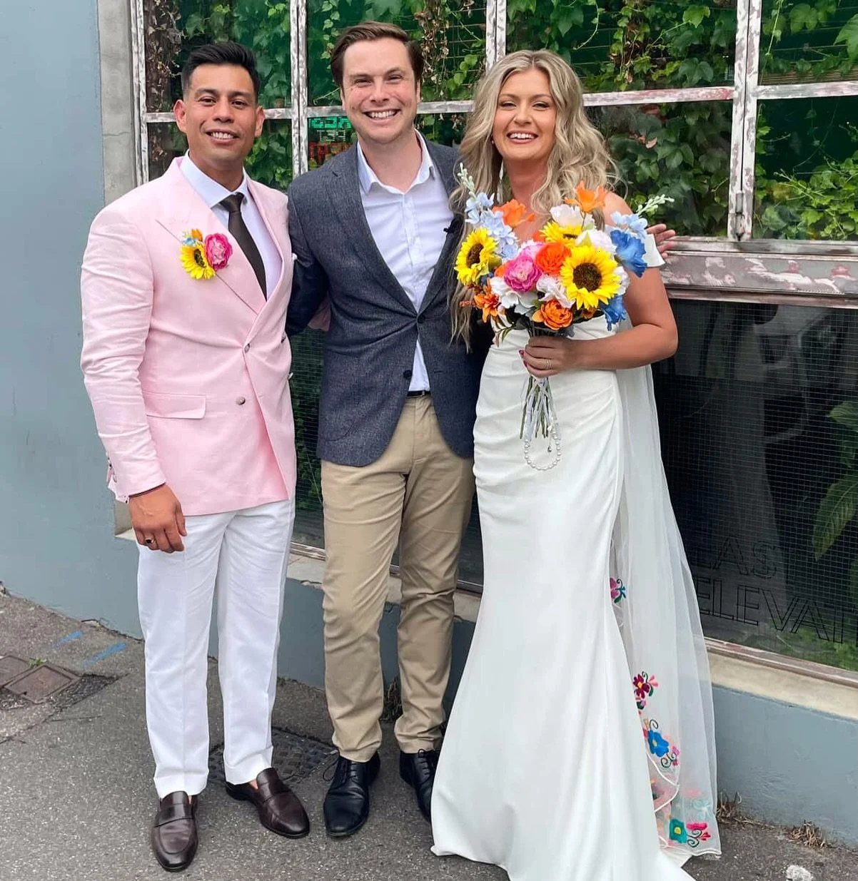 Couple legends! Congrats E &amp; K 💍 Officially Hitched 🤍

#HitchedByAaronRich #MelbourneWeddings 
#MarriageCelebrant #WeddingCelebrant
#MelbourneCelebrant #MelbourneMarriageCelebrant
#WeddingCeremony #CelebrantLife
#MelbourneWeddings #MelbourneBri