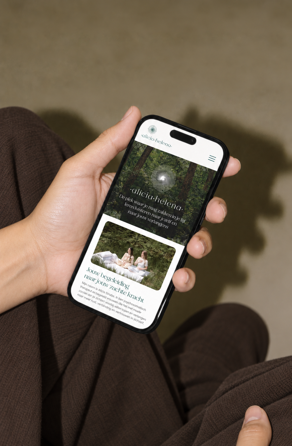 SIGNATURE BUSINESS WEBSITE