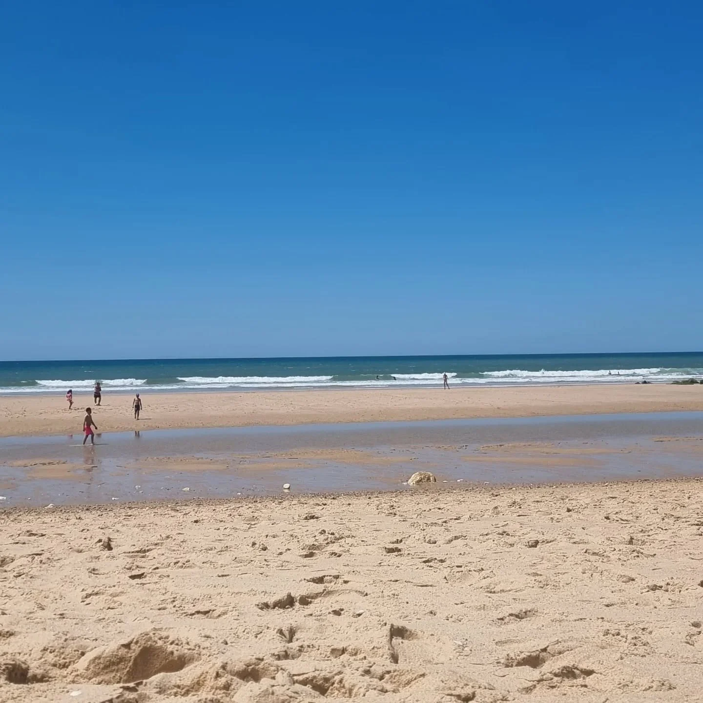 Un beau week-end au bord de l'oc&eacute;an pour reprendre le travail de bonne humeur et en pleine forme 
Bonne reprise en ce lundi pluvieux 🥰🐌
#tempspoursoi #oceanside #deconnexion #lovelife 🌊🏖