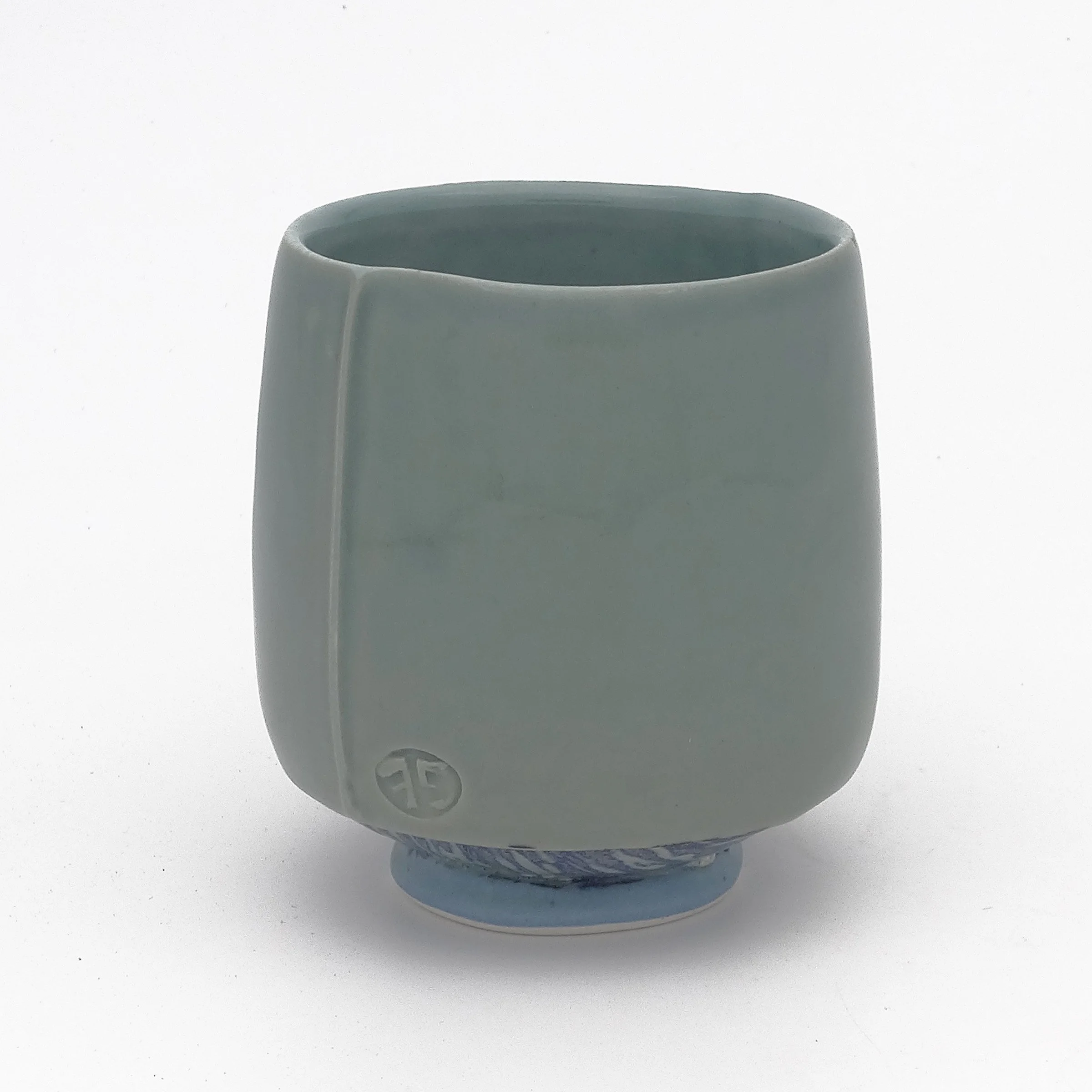 roundgreencupgreen-web.jpg
