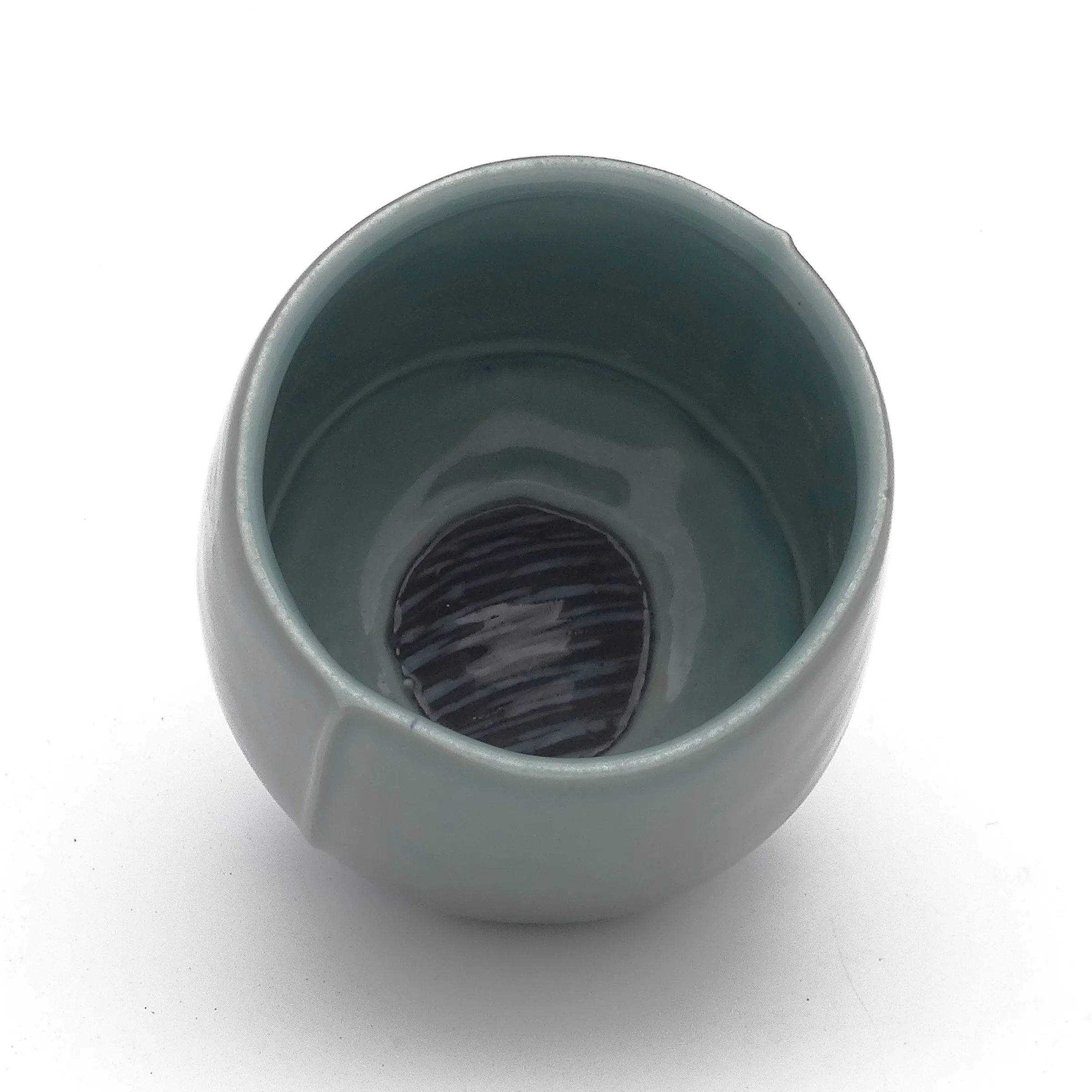 roundgreencupinside-web.jpg