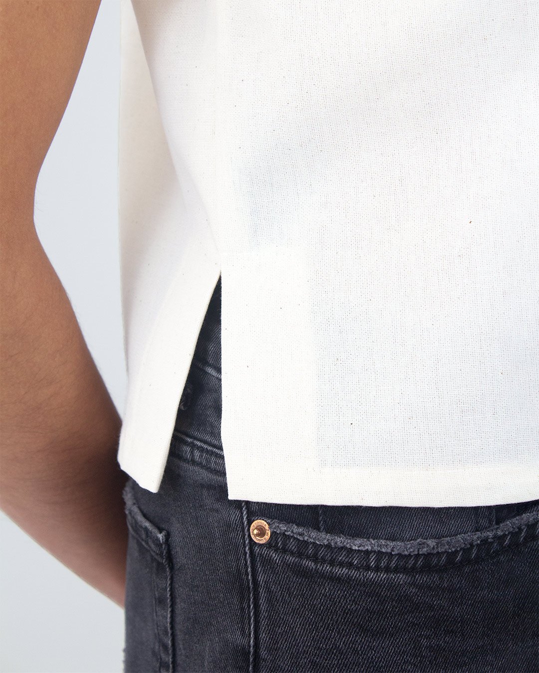 maker-reversible-top-ecru-04m.jpg