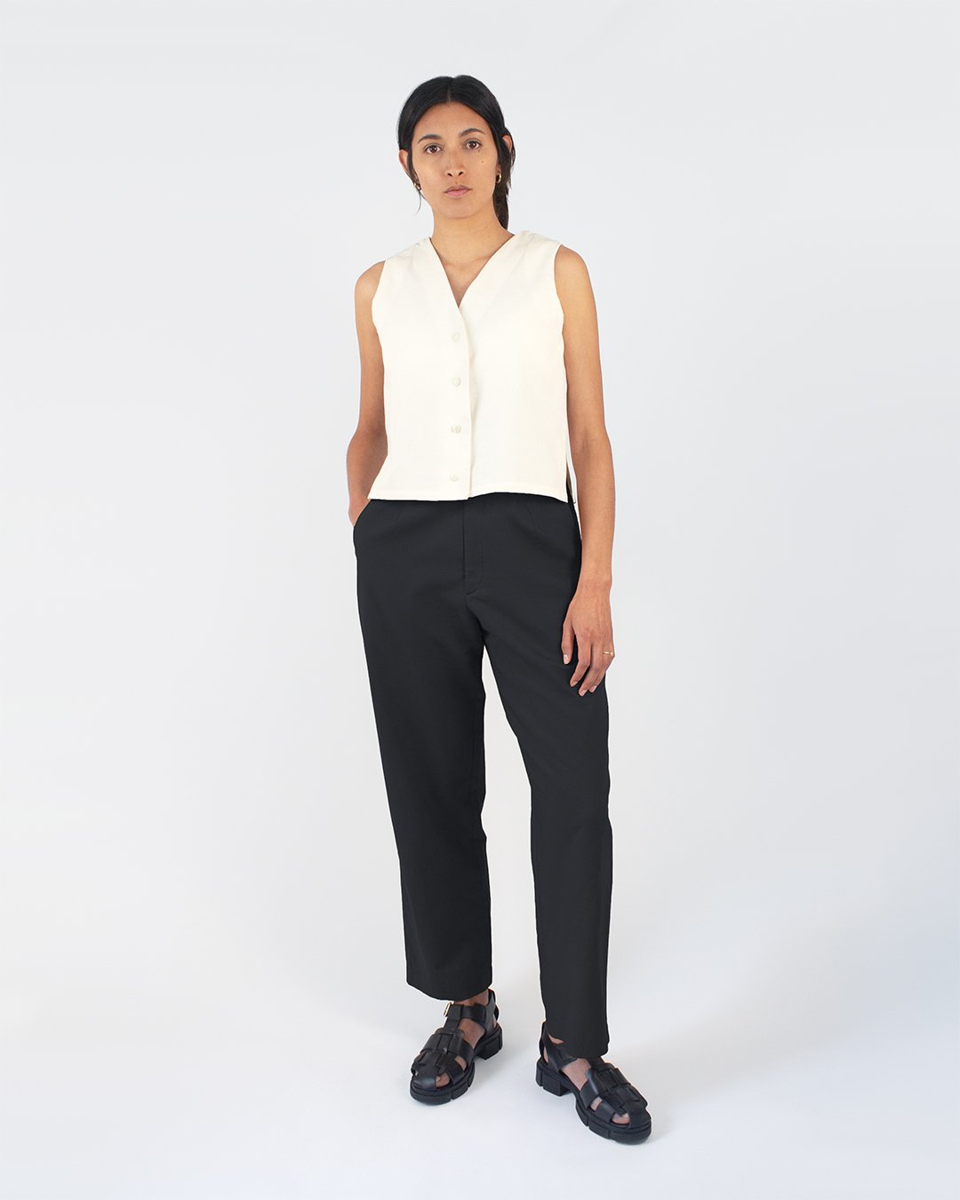maker-reversible-top-ecru-06m.jpg