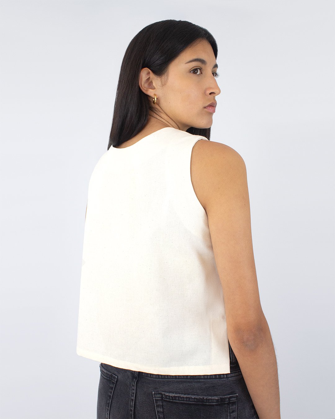 maker-reversible-top-ecru-02m.jpg