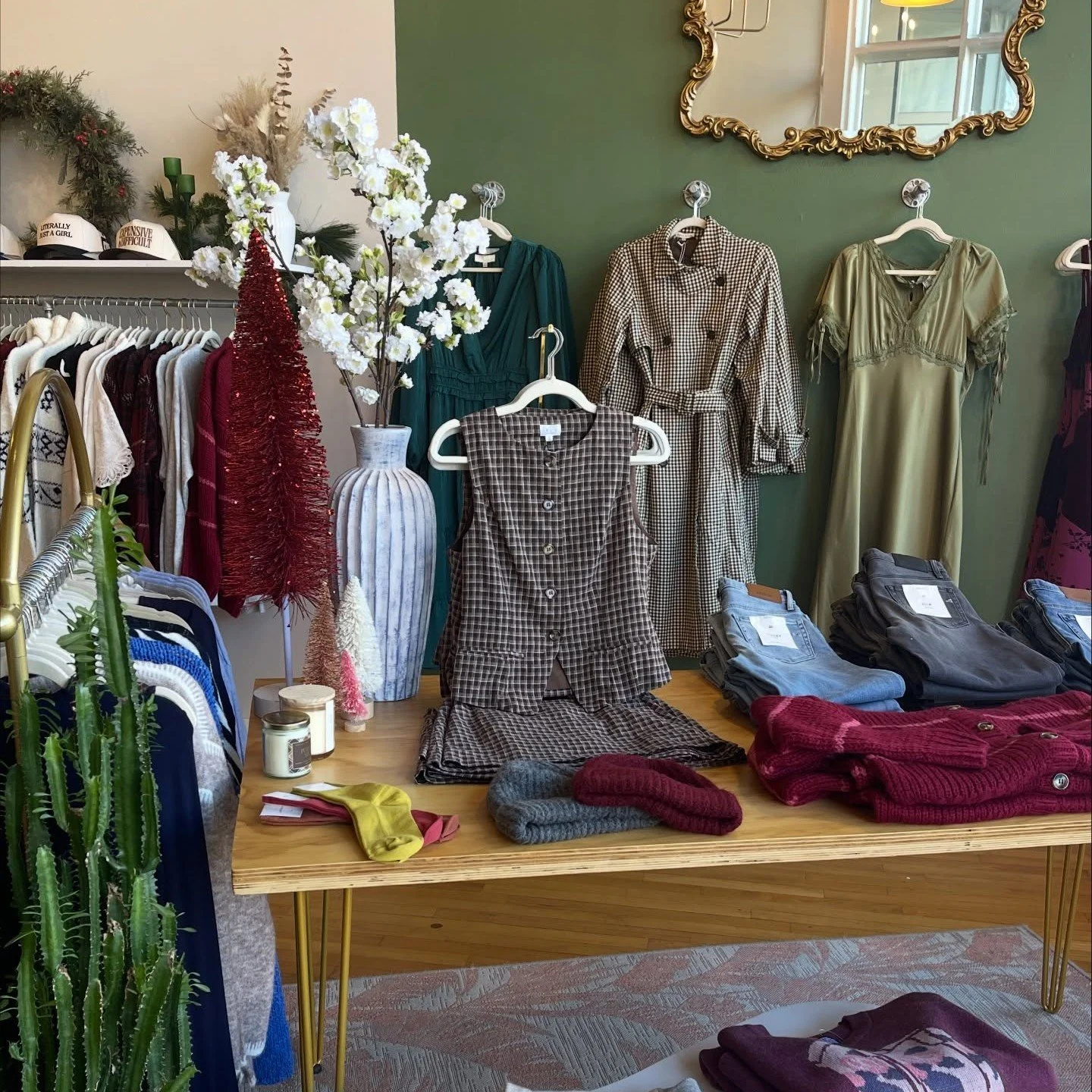 This Saturday, choose local first. Downtown Loveland&rsquo;s shops and restaurants are ready to help you kick off holiday shopping with heart. ✨ See you Downtown Loveland on Saturday, November 29, 2025 ✨

Here's a few of the businesses offering great