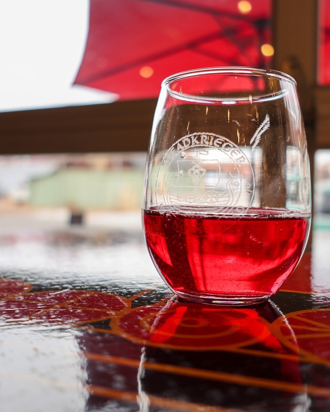 Located at the east end of 4th Street, @meadkrieger blends Norse history with the science of fermentation to craft exceptional meads. Their mission is to bring the best-crafted mead to the masses by combining art, science, and history.

MeadKrieger j