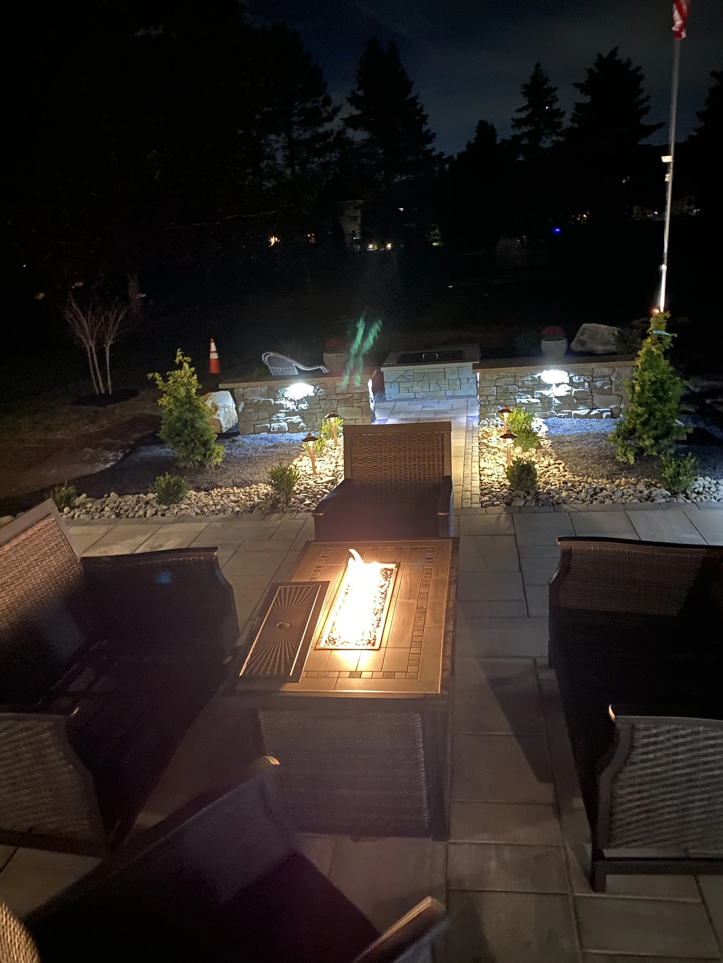 A&J Landscape Design lighting gallery image 2.jpeg