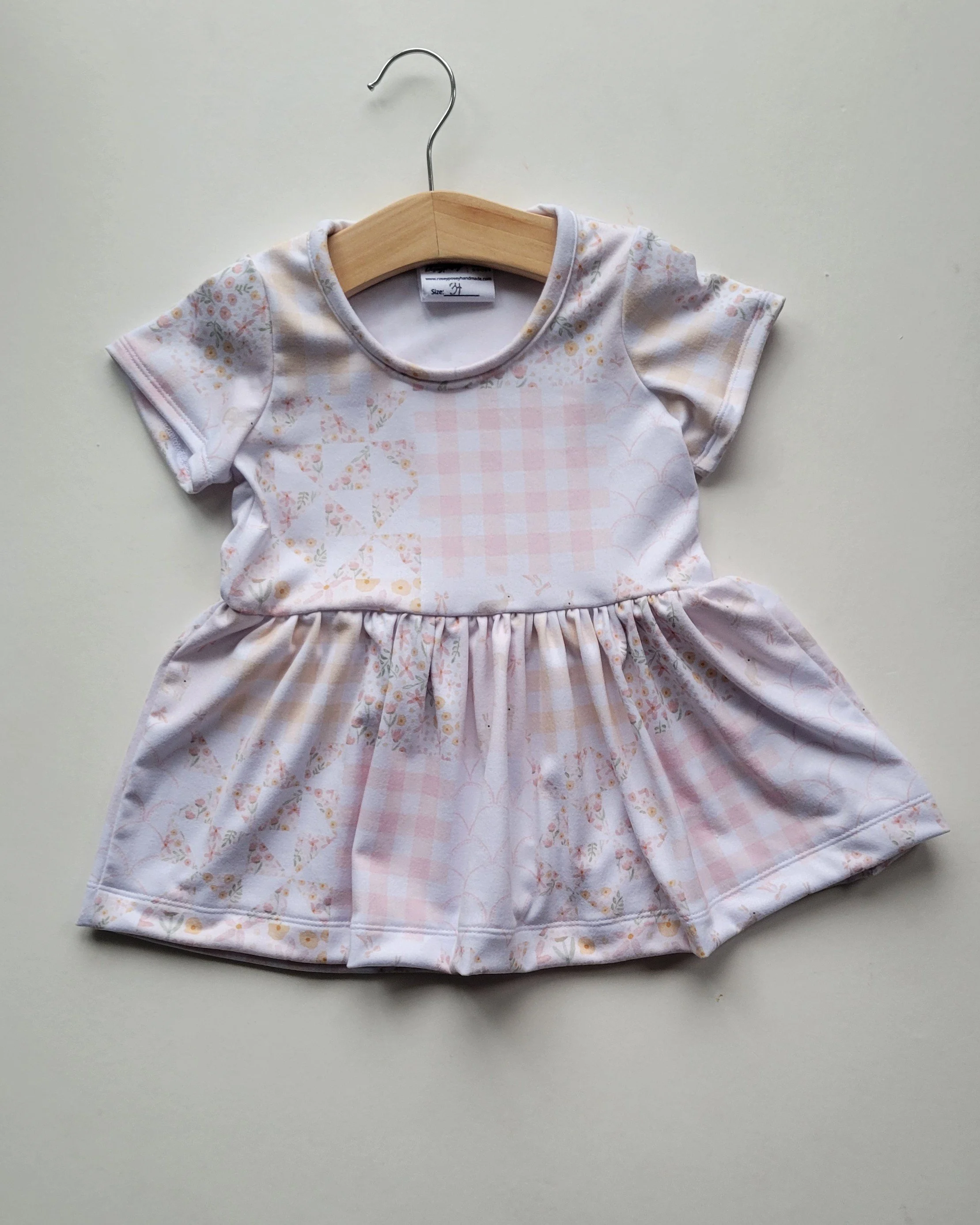 Rosey Posey Classic Top with short sleeves - 5 fabrics available