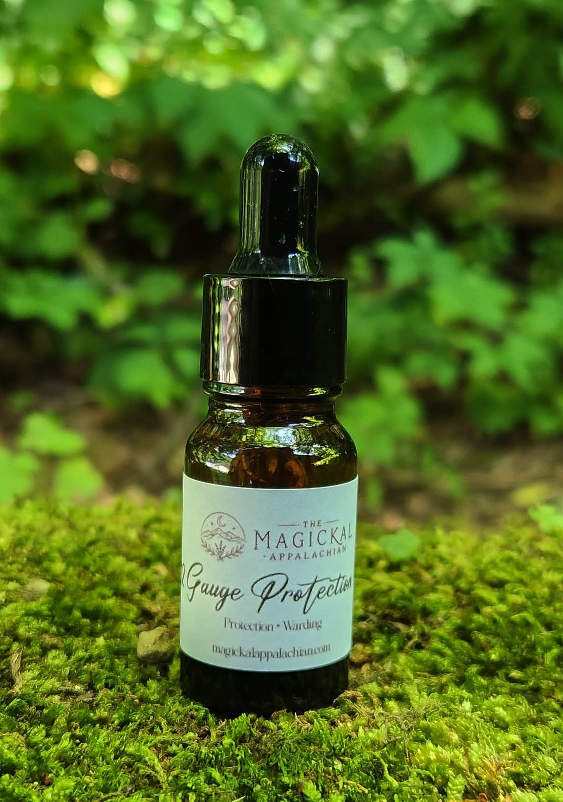 A strong spiritual protection and warding oil crafted for home protection, boundaries, thresholds, candle work, and spiritual defense.
