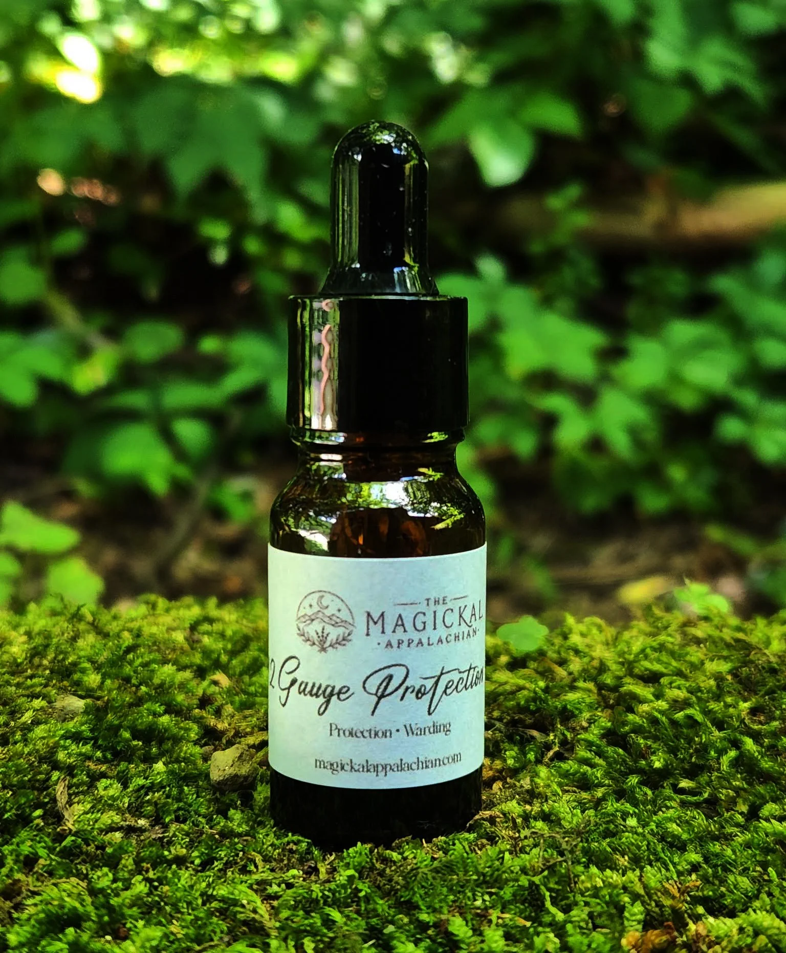 A strong spiritual protection and warding oil crafted for home protection, boundaries, thresholds, candle work, and spiritual defense.