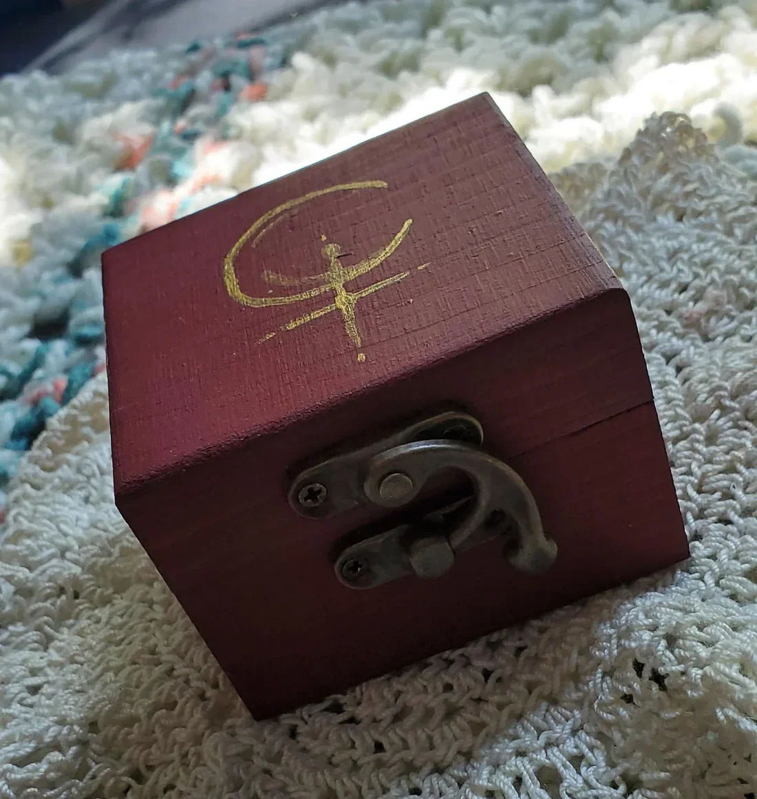 Hand-painted mirror manifestation box for intentions, petitions, spellwork, mirror magic, self-love, protection, shadow work, sigils, charms, and spiritual keepsakes.