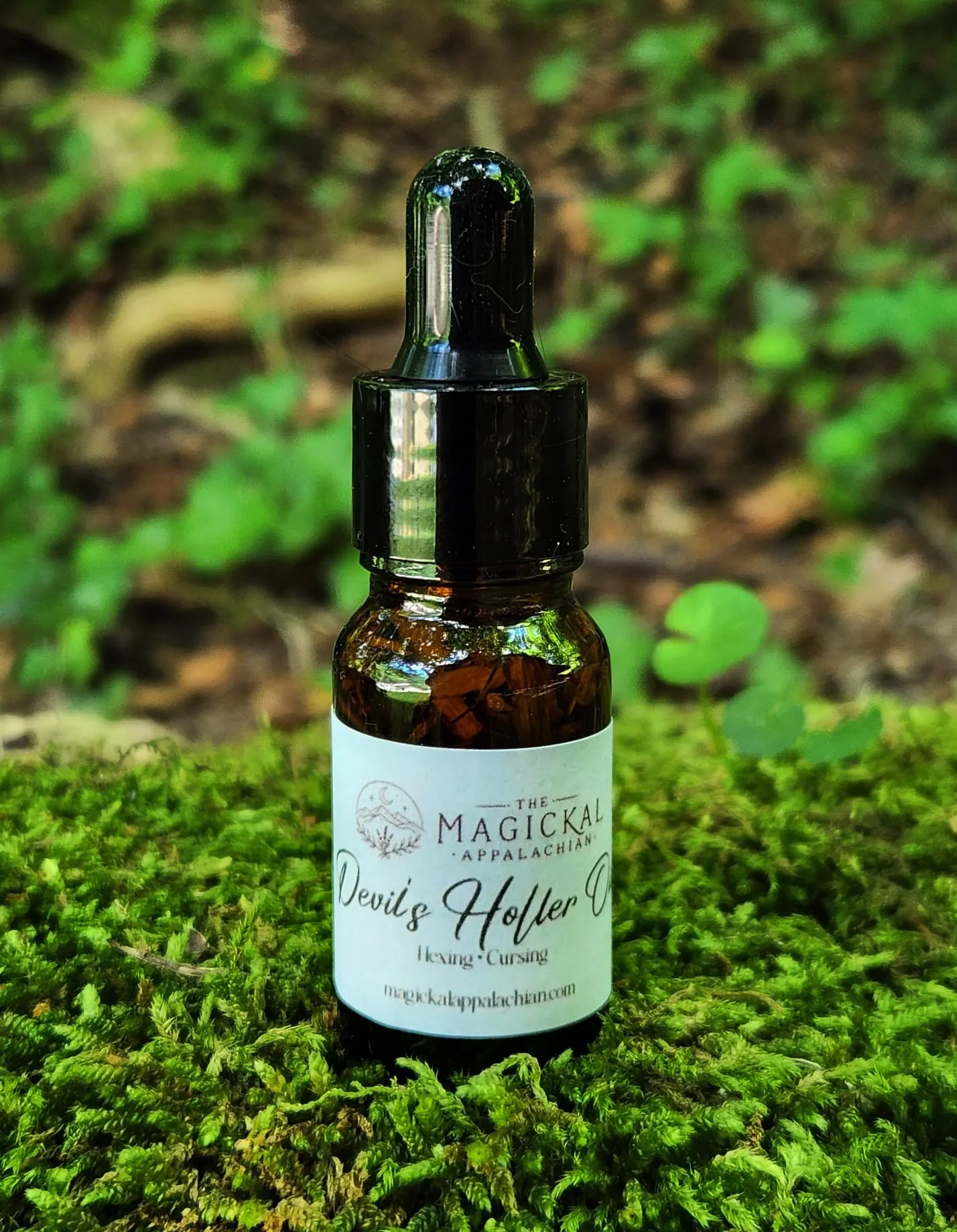 Devil’s Holler Oil | Hexing • Cursing
