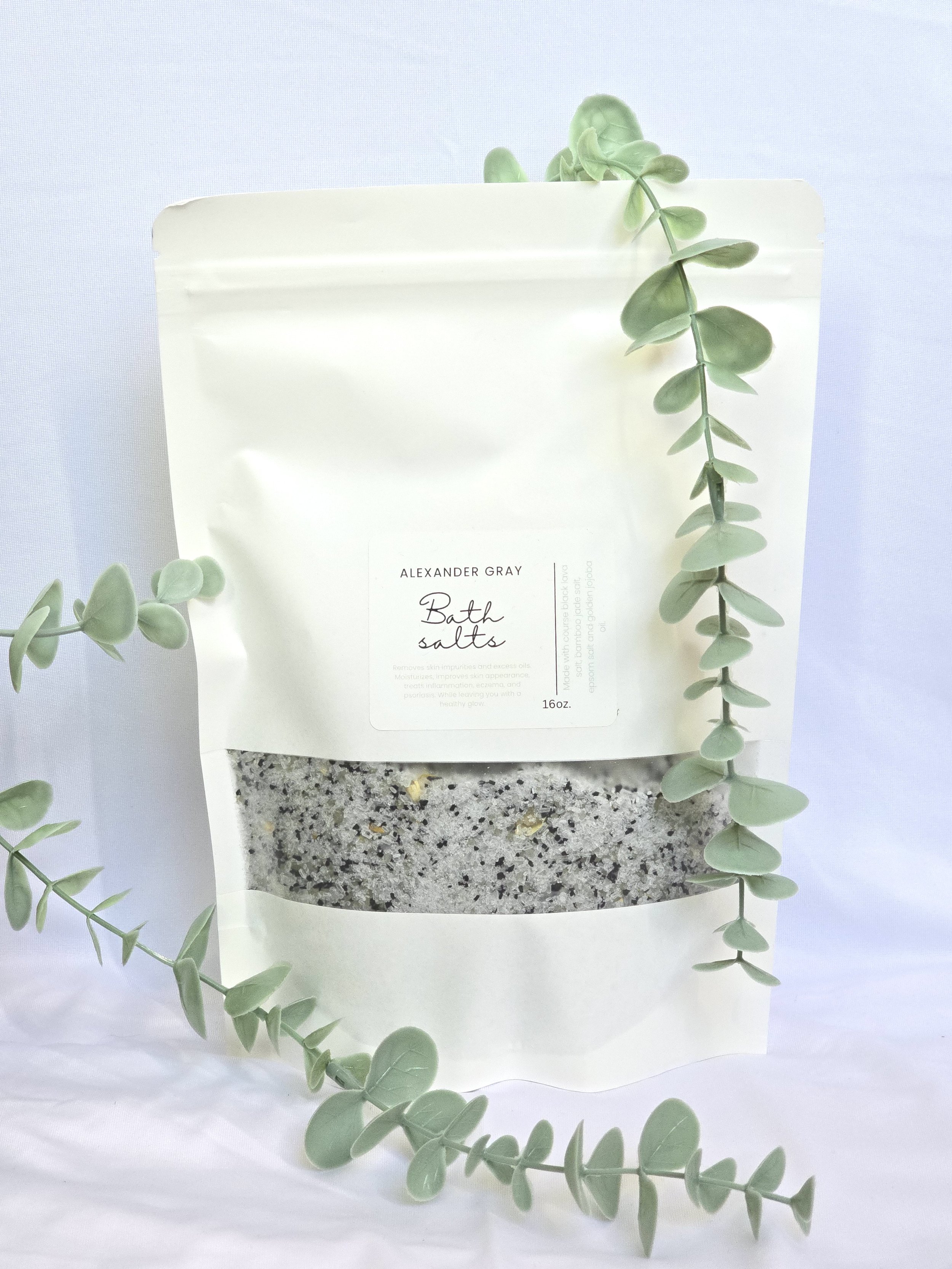Black lava & bamboo bath salts