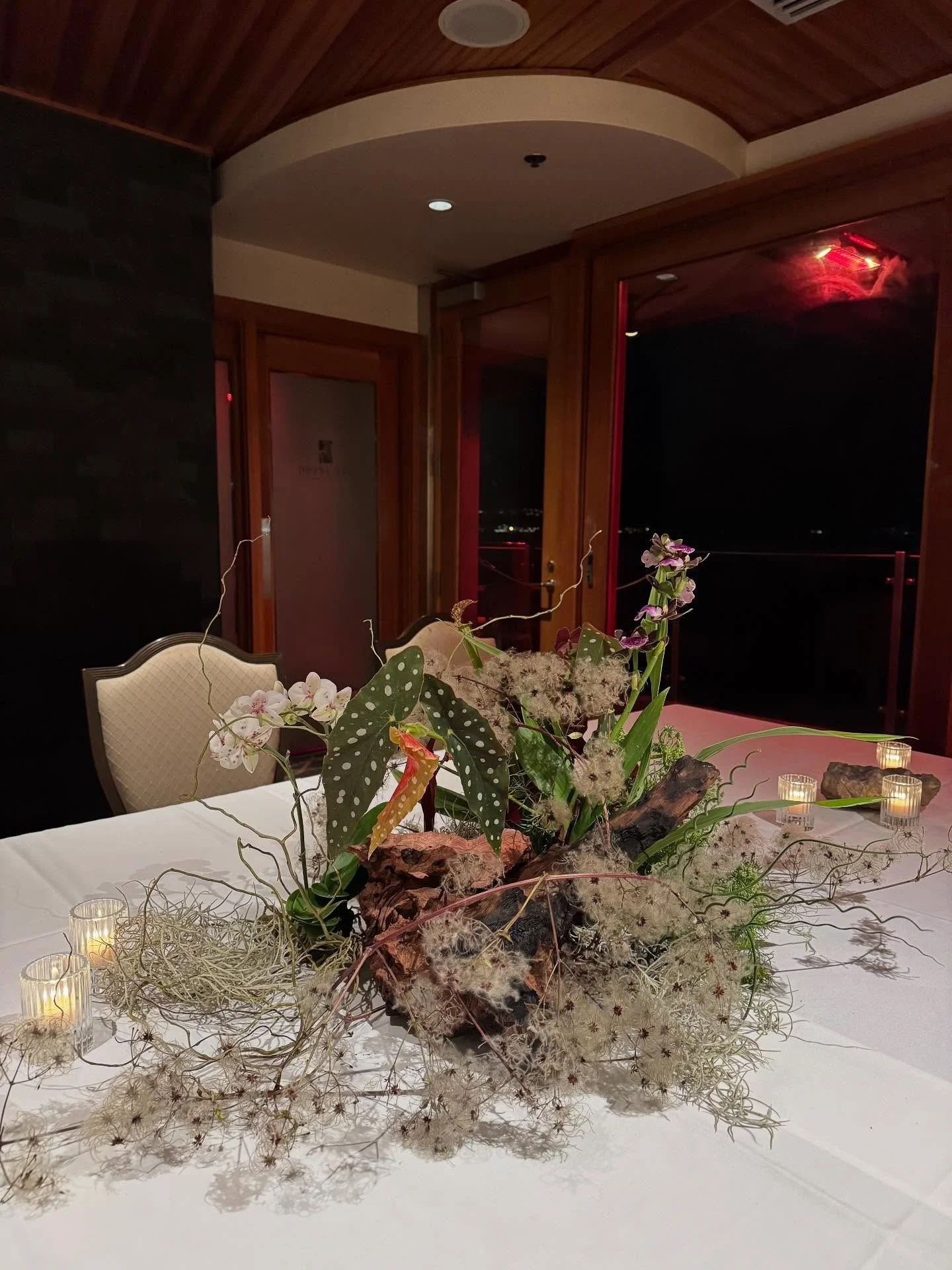 About last night for @amazon private dinner we created a magical forest with orchids, Spanish moss, pitcher plants, and loads of clematis. I&rsquo;m thankful for clients who let us create without boundaries 🙏🏼