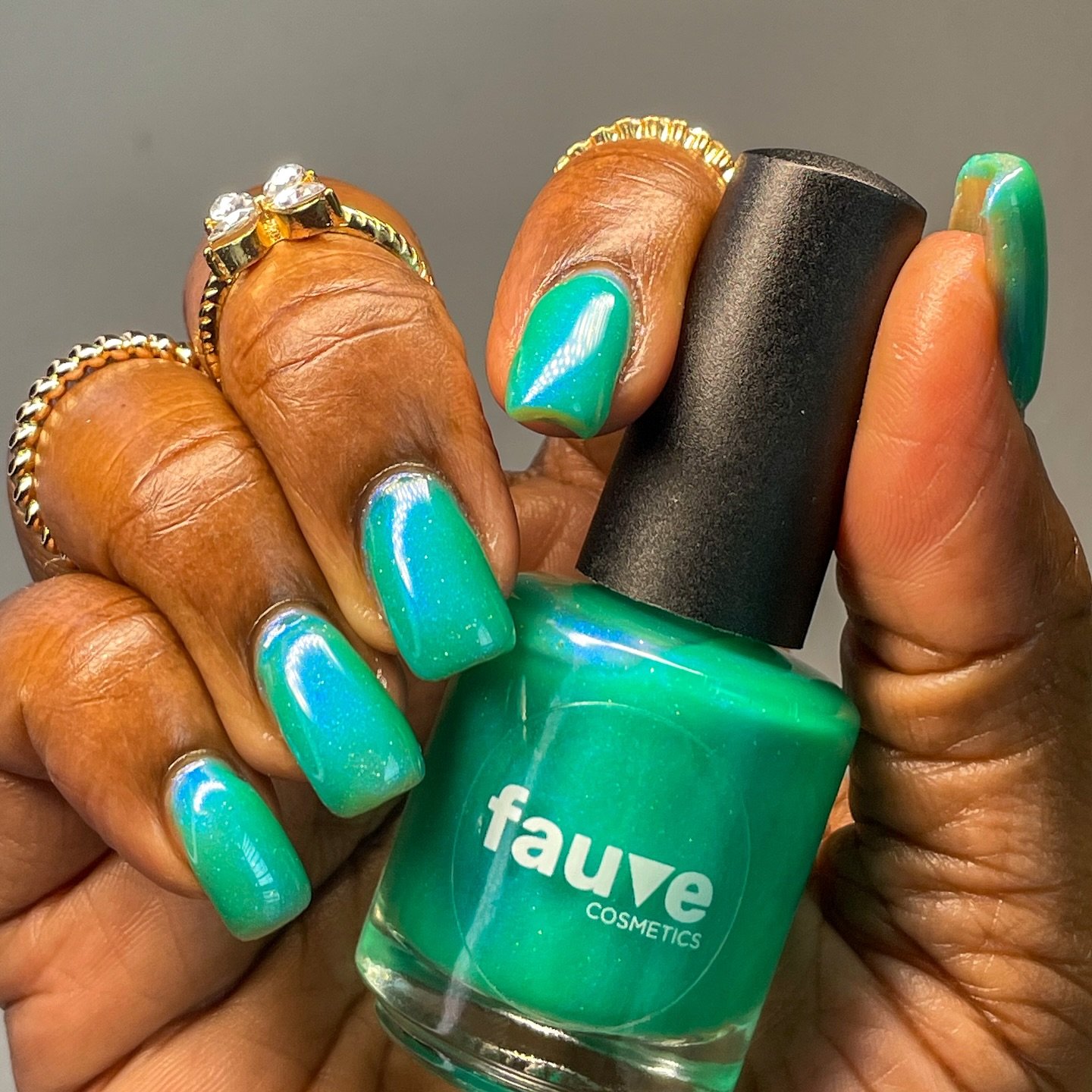 πDelirium: Jungle green with a blue/violet aurora shimmer and dainty holo, that glows green
Releasing as part of the Van Gogh Collection in May.
Swatched by @tonyaispolished.
Paid PR
#fauvecosmetics #vangogh #vangoghinspired #inspiredbyart #inspi