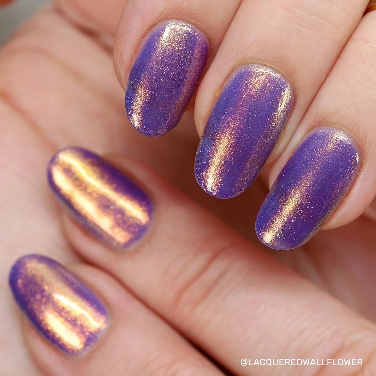 HALLUCINATION
Van Gogh Collection 2.0
Indigo with gold/copper aurora shimmer.
Available now for pre-order.
Swatched by @lacqueredwallflower
Paid PR
#fauvecosmetics #nailpolish #nailpolishaddict #nailsnailsnails #shimmer #shimmernails #bluenails