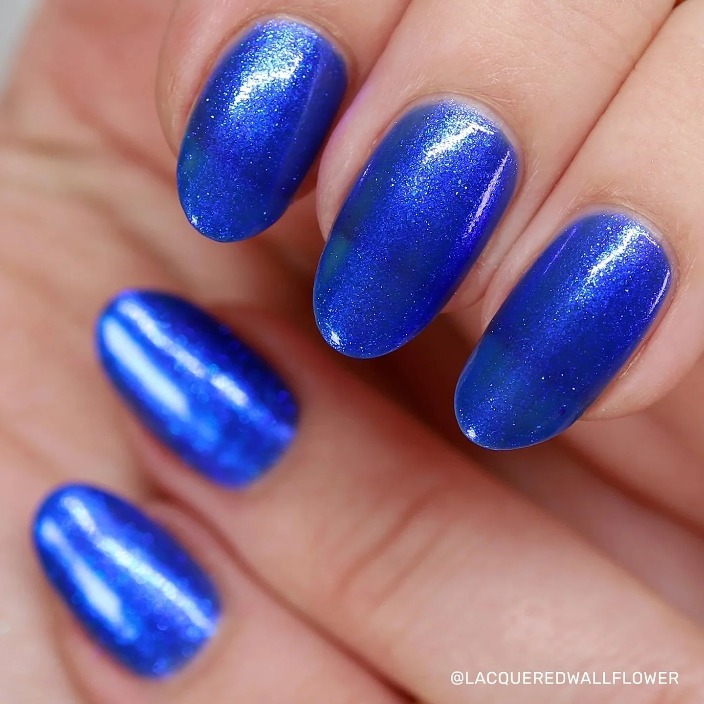 MELANCHOLY
Van Gogh Collection 2.0
Cobalt jelly with blue/violet aurora shimmer and micro flakes.
Available now for pre-order.
Swatched by @lacqueredwallflower
Paid PR
#fauvecosmetics #nailpolish #nailpolishaddict #nailsnailsnails #bluenails #i