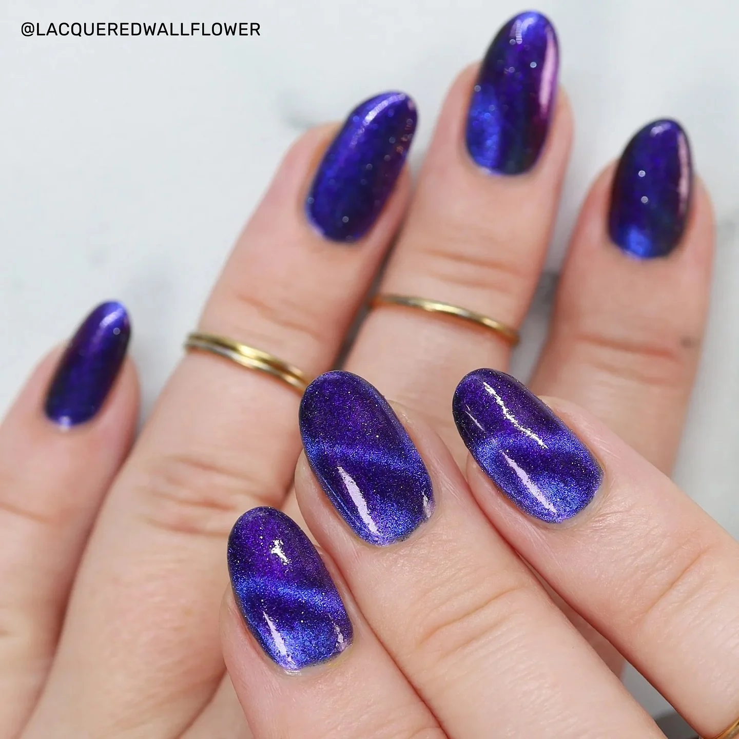 ASYLUM (magnetic)
Van Gogh Collection 2.0
Teal jelly base with violet/blue/red magnetic, purple/pink/red aurora shimmer, & silver reflective glitter.
Available now for pre-order
Swatched by @lacqueredwallflower
Paid PR
#fauvecosmetics #nailp