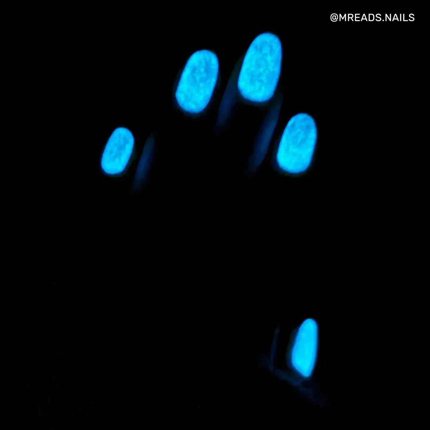 IMPRESSION SUNRISE (thermal + glow-in-the-dark) 
The Impressionism Collection

Turquoise to white thermal, glow-in-the-dark aqua, orange/pink/purple aurora shimmer.

Swatched by @mreads.nails @tonyaispolished @lacqueredwallflower 
Paid PR 

Inspired 