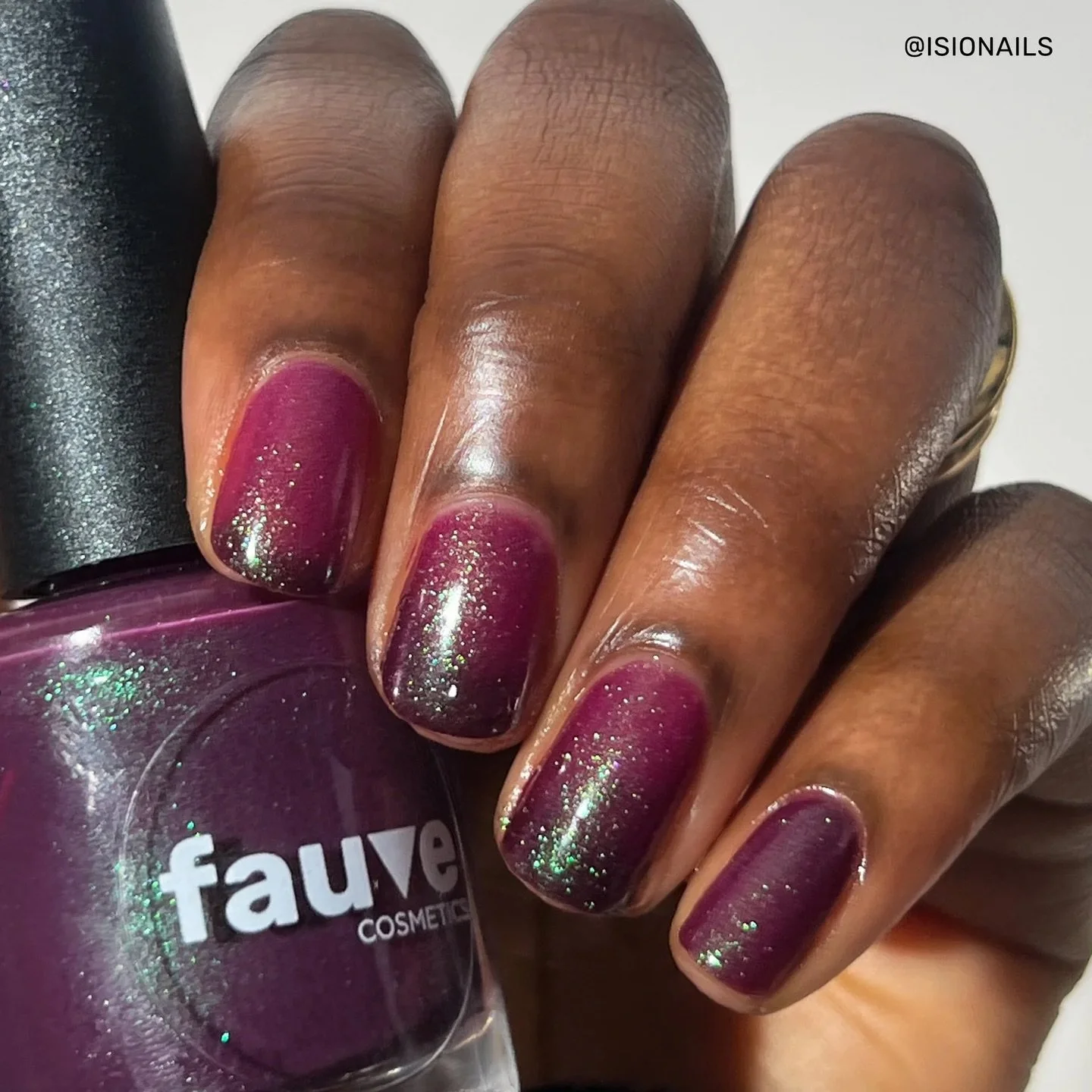 BAROQUE BLOOM (thermal)

Blackened berry (cold) to berry (warm) with green to purple large particle shimmer.

Swatched by @isionails 
Paid PR

#fauvecosmetics #nailpolish #indienailpolish #nailsnailsnails #nailpolishaddict #thermalnailpolish