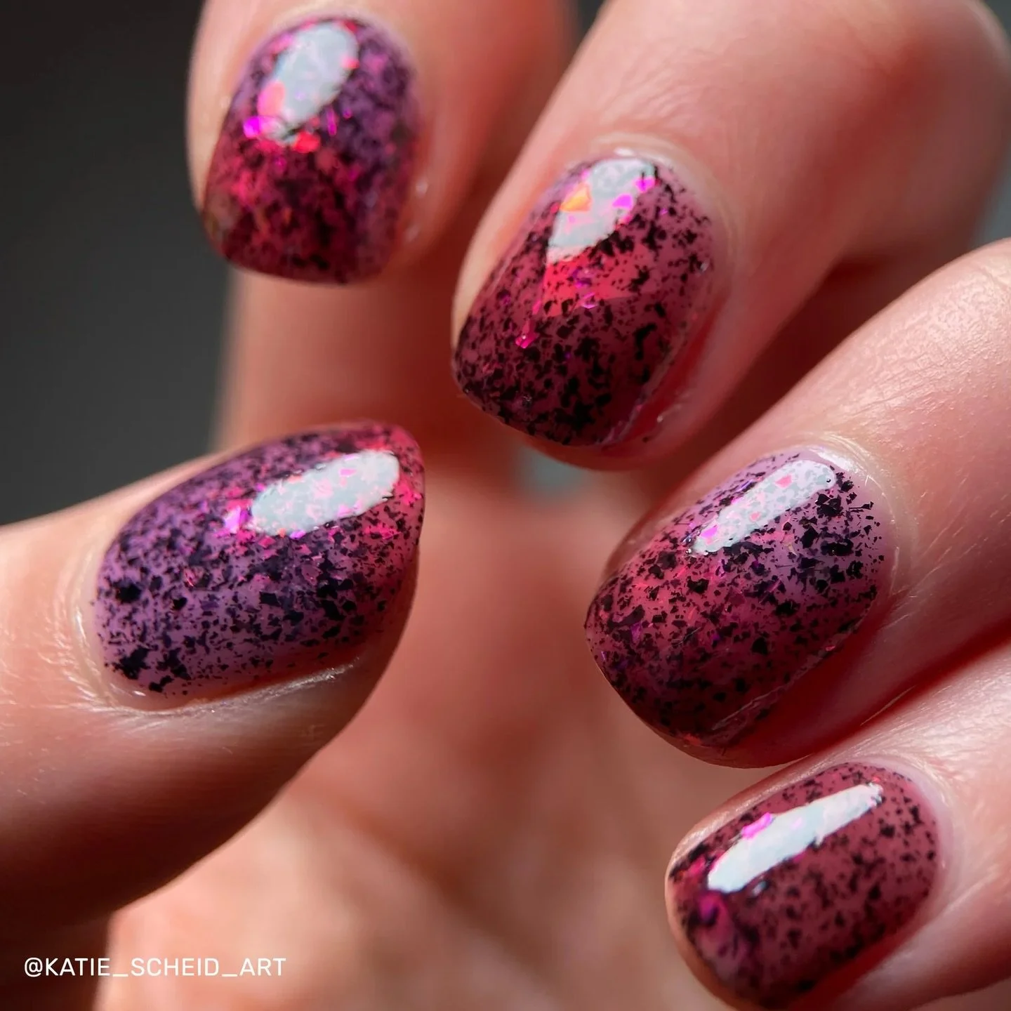 COMING SOON
HEART SHAPED BOX (tri-thermal)

Blackened berry (cold) to red (warm) to purple-pink (hot) tri-thermal with red/pink/purple iridescent flakes, and black micro flakes.

Inspired by: &ldquo;Heart (Patterned)&rdquo;, Andy Warhol, 1979-1980

C