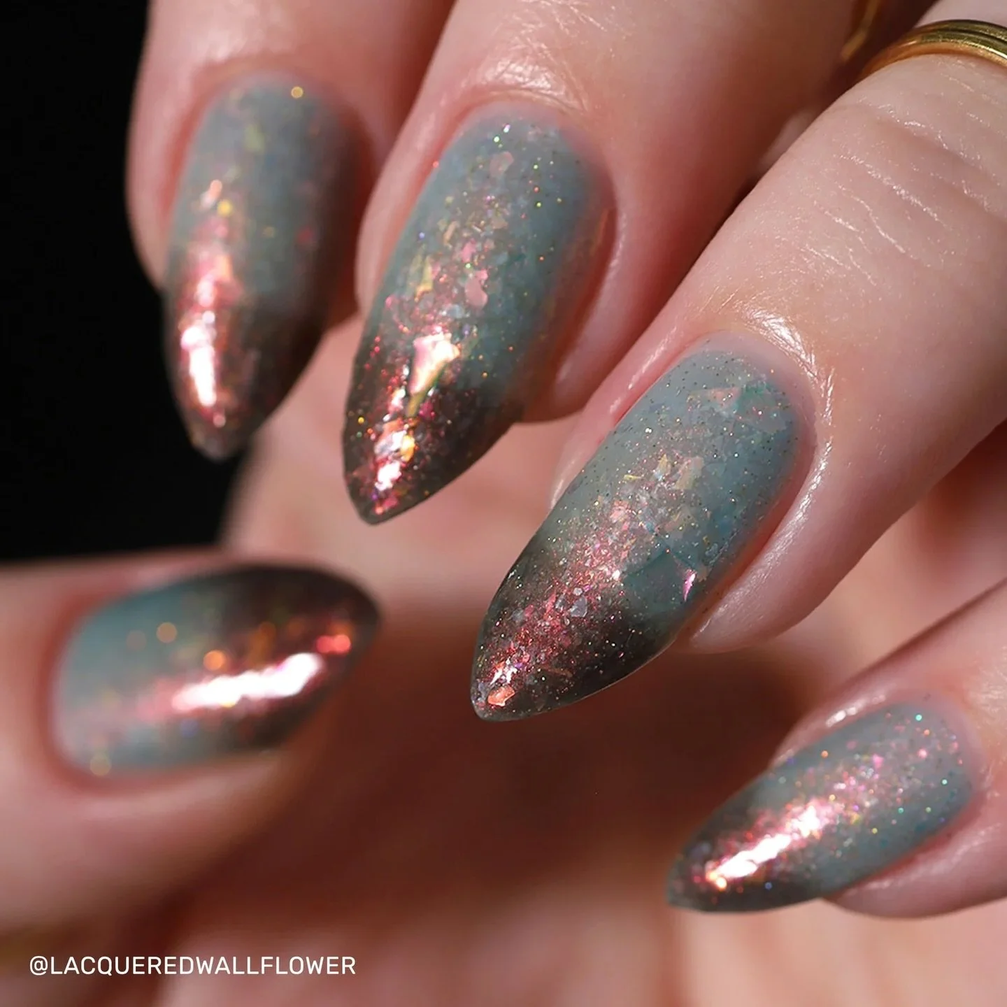 THE BIRTH OF VENUS (thermal)
Part of the Love &amp; Disdain collection 

Dark charcoal (cold) to aqua (hot) crelly thermal with red to orange aurora shimmer, orange/red/gold iridescent flakes, white pearl flakes, rose pearl micro flakes, and dainty g