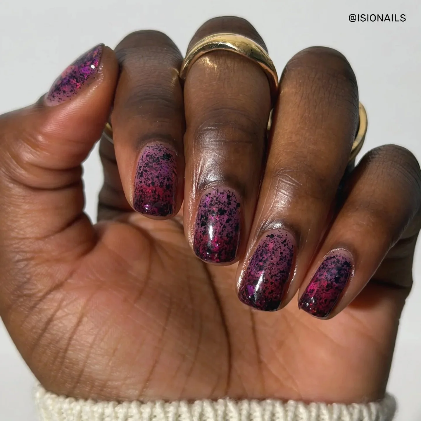 HEART SHAPED BOX (tri-thermal)

Blackened berry (cold) to red (warm) to purple-pink (hot) tri-thermal with red/pink/purple iridescent flakes, and black micro flakes.

Inspired by: &ldquo;Heart (Patterned)&rdquo;, Andy Warhol, 1979-1980

Available now