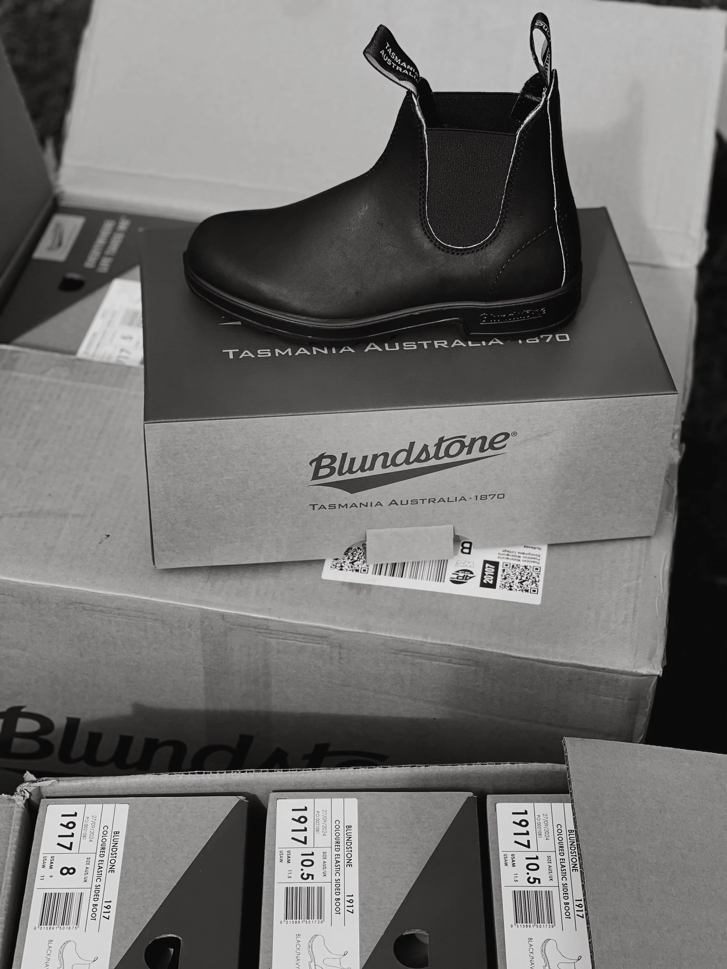 A huge thank you to @blundstone_uk for booting up our team this year. Looking forward to comfy feet whilst we scrabble up and down those cliffs