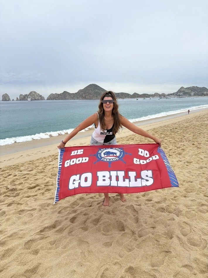 Cabo-Riu Beach Go Bills.JPG