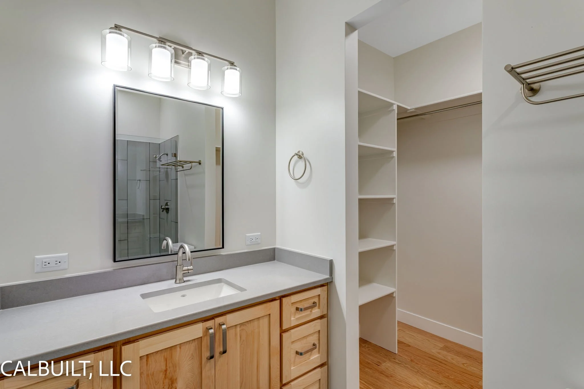 30-web-or-mls-901-william-wy.jpg