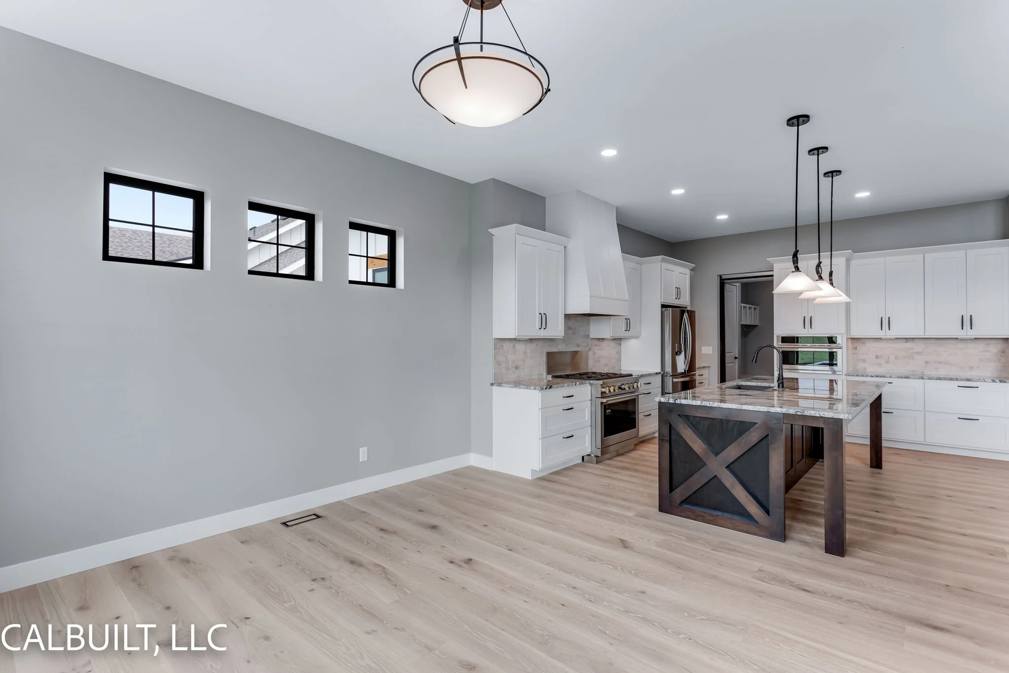 25-web-or-mls-869-william-wy.jpg