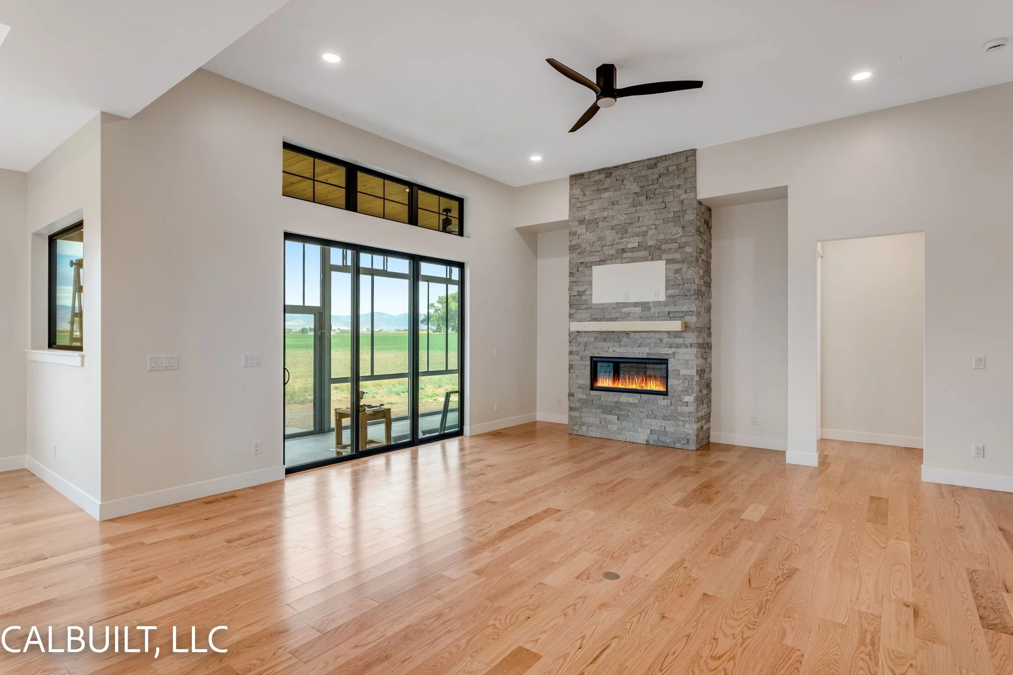 12-web-or-mls-901-william-wy.jpg