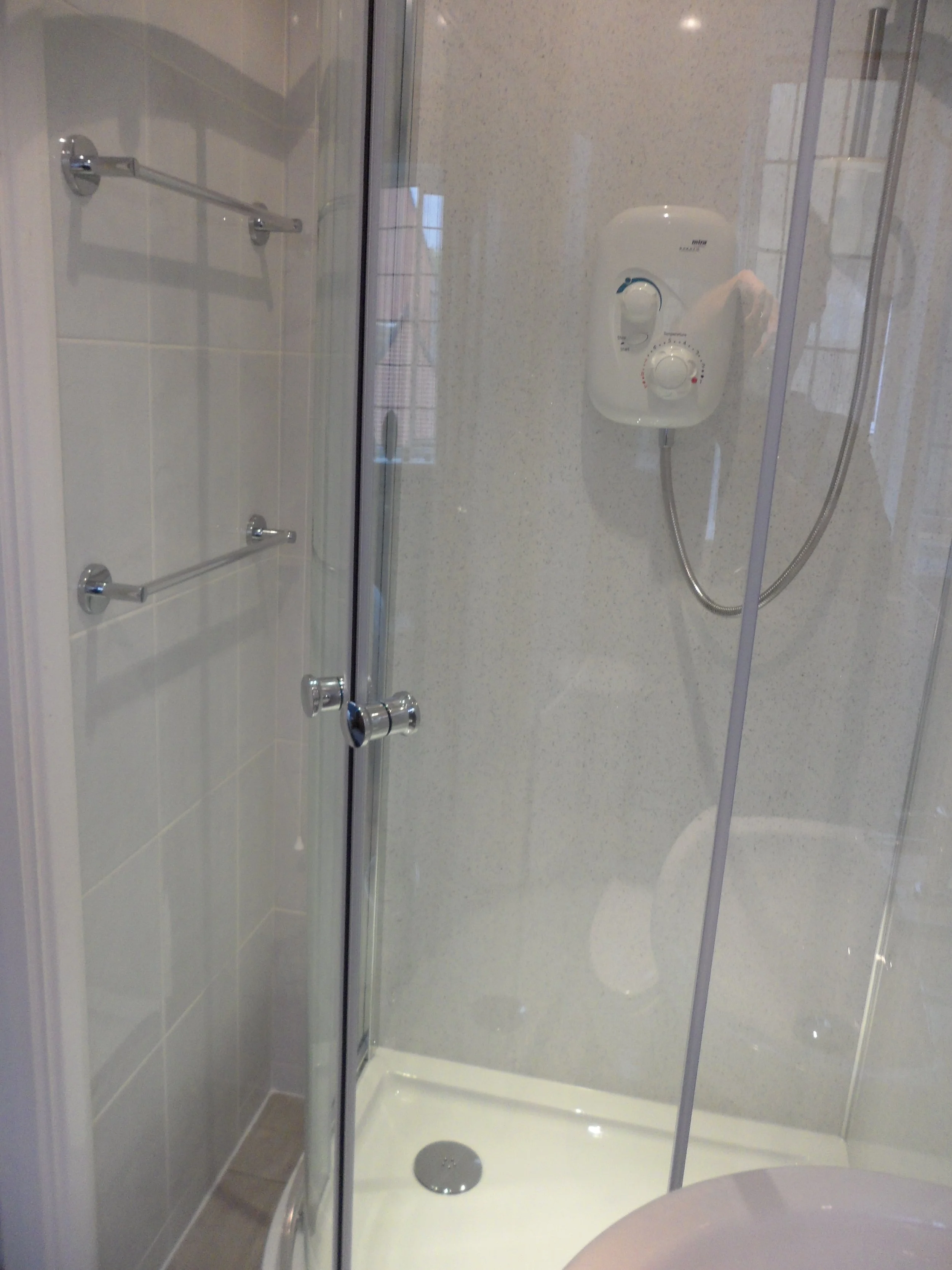 Ensuite Refurbishment Chippenham 02.JPG