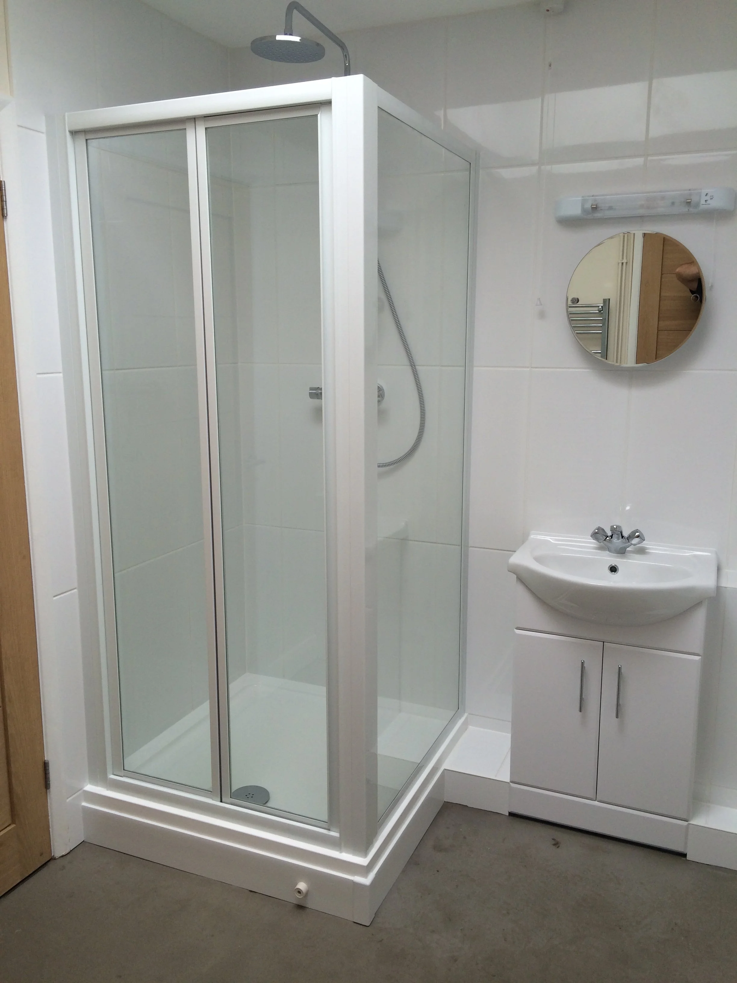 Bathroom Refurbishment Devizes 02.JPG