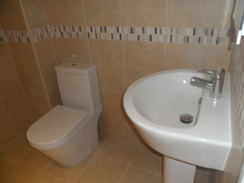 athroom Refurbishment Corsham After 03.JPG