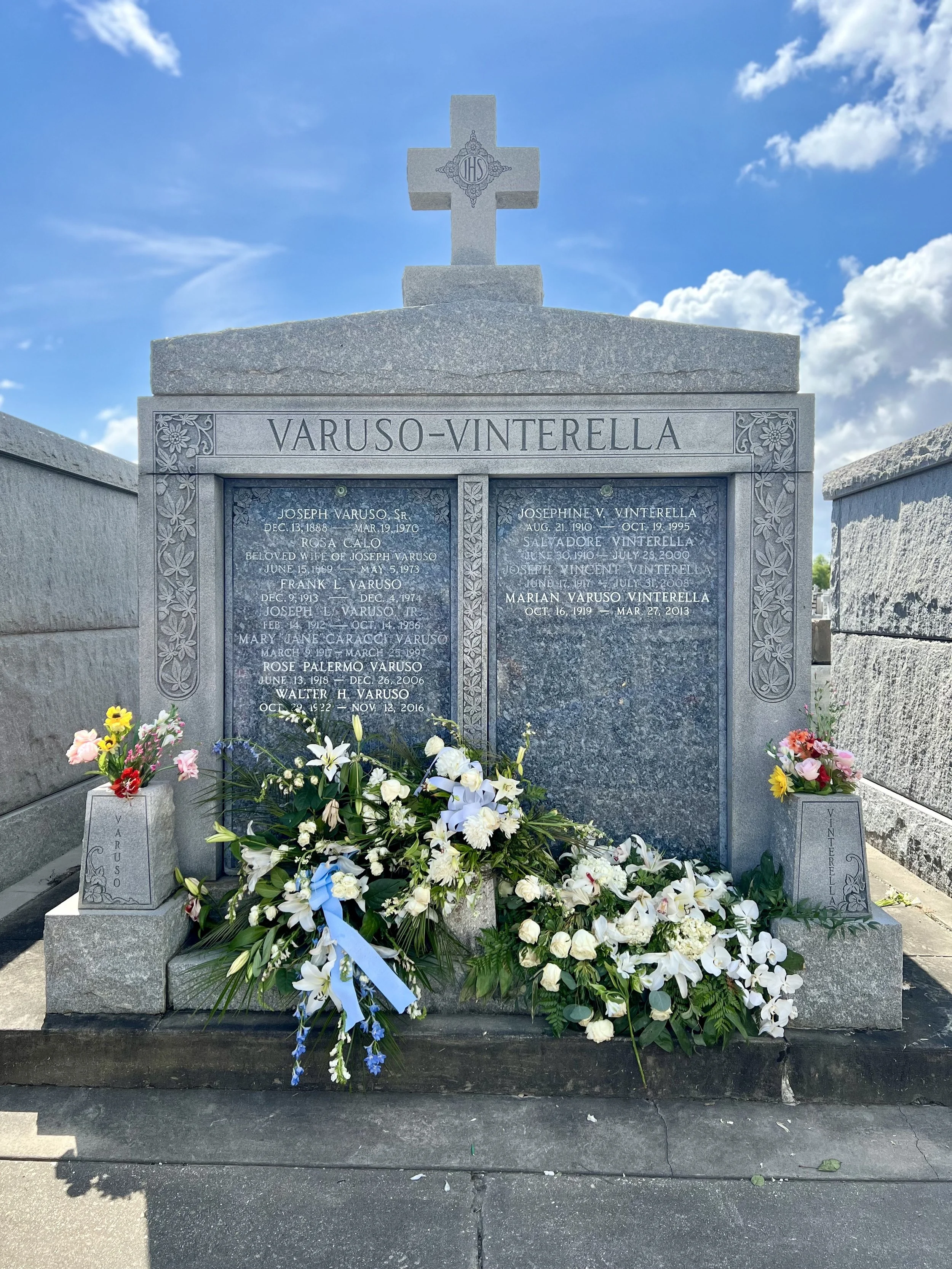 Varuso-Vinterella Family Tomb in New Orleans