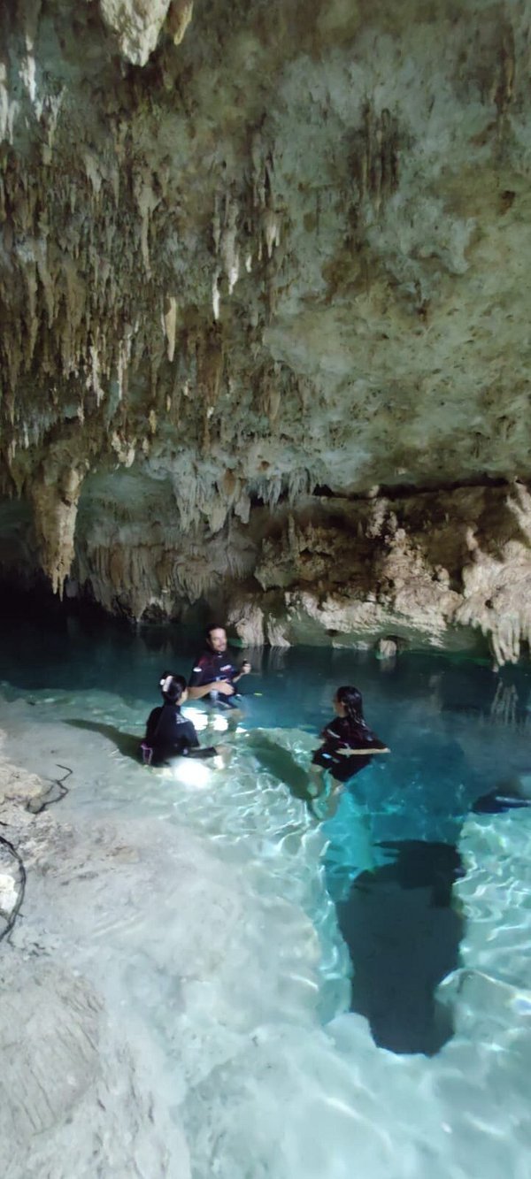 Mayikal Cenote.jpg