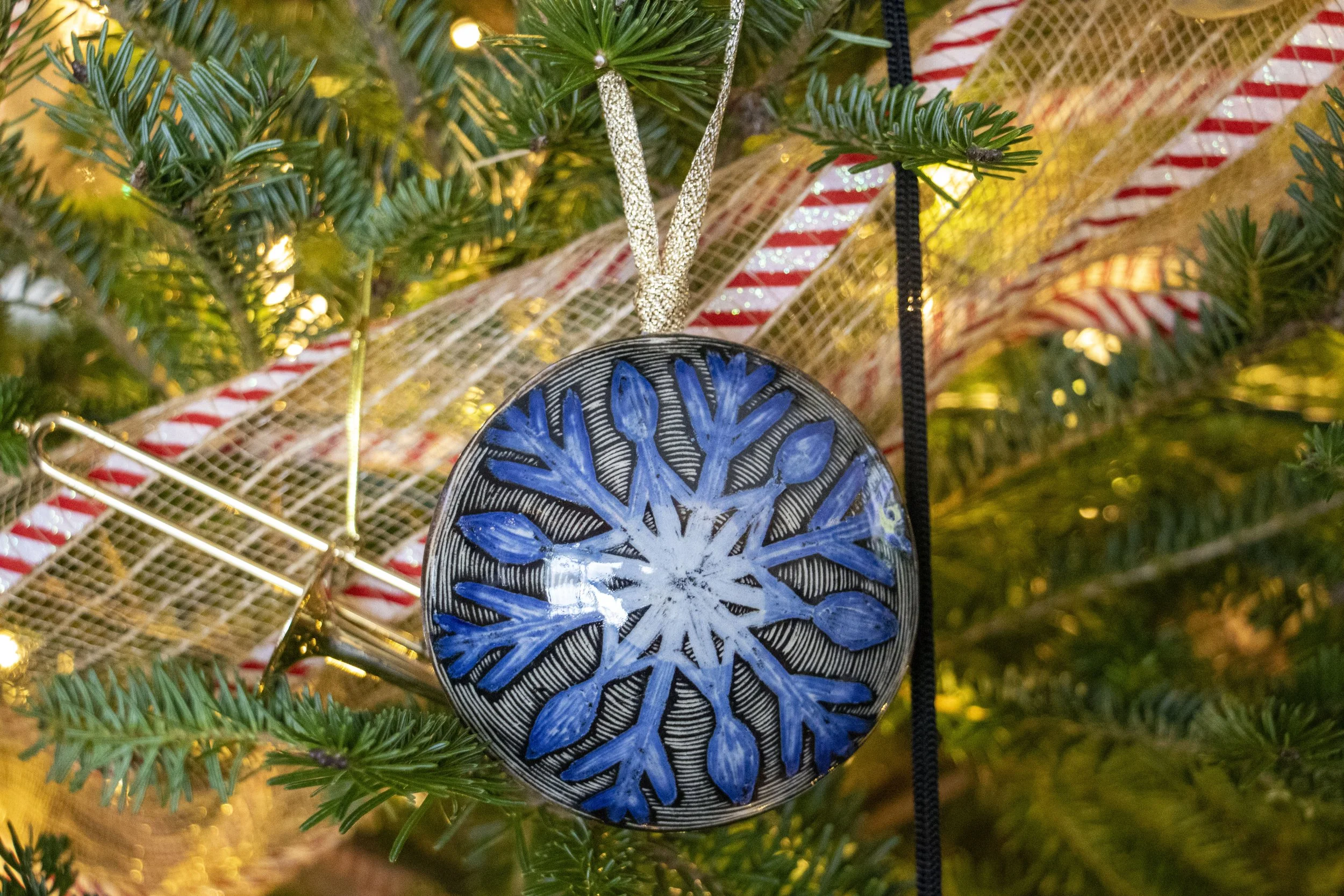 ornaments_34.jpg