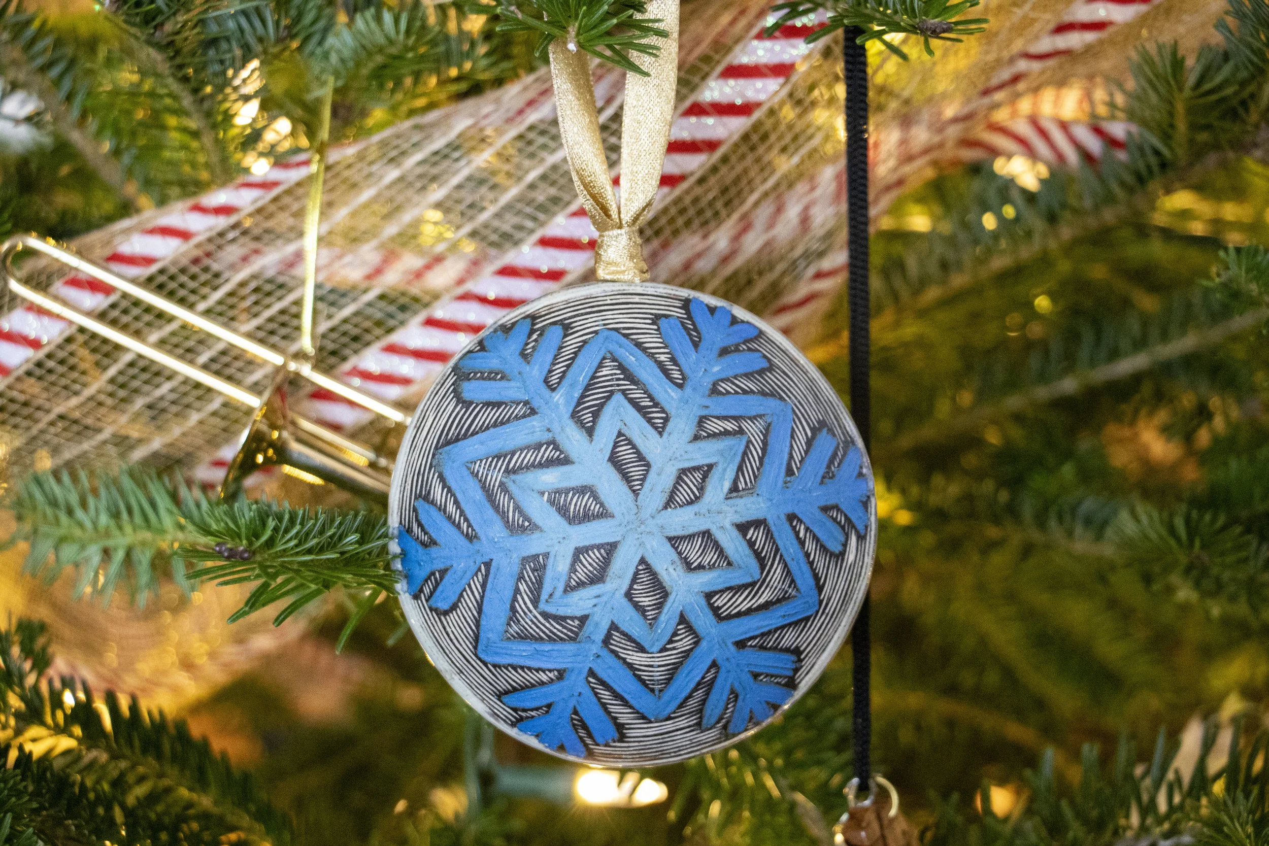 ornaments_24.jpg