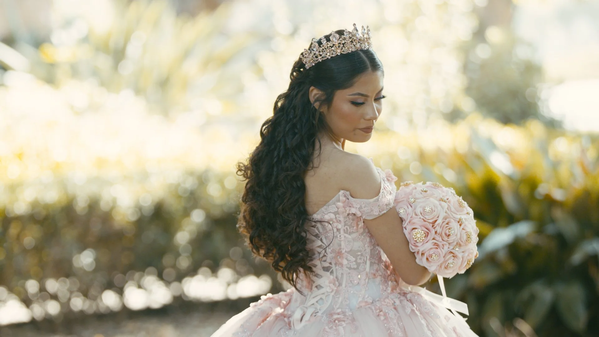 Timeline 1_04_22_28_15.jpg