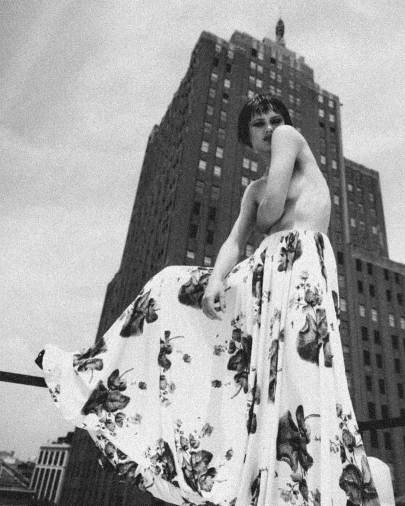 @simonakust in @loewe for PUSS PUSS MAGAZINE FALL / WINTER 2024

Photographed @kat_in_nyc 
PH Assist @_whiteprince_ 
Styled @heathermary.jackson 
Style Assist @abbymacdaddy 
Hair @bobrecine 
Makeup @iamjamalscott 
Production @jvillaflor.xi 

#theloft