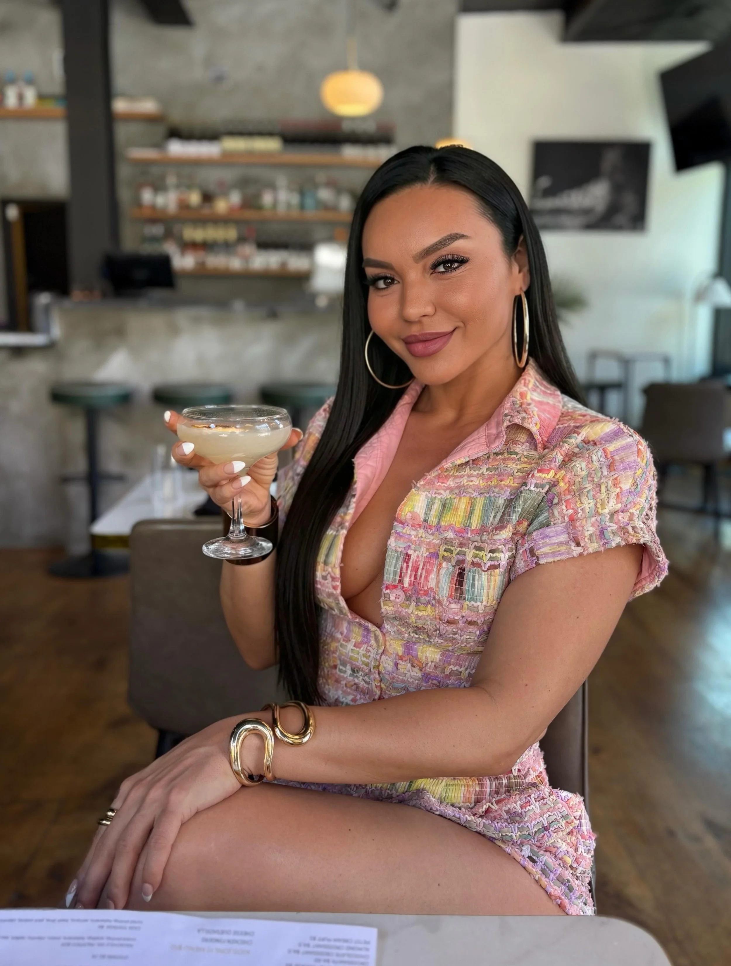 Before your June calendar fills itself up, what do you want this month to feel like?!

And I don&rsquo;t mean what you want to accomplish, achieve or check off a list.. but actually feel like..?

For me, June feels like spaceeee.

Space to travel.
Sp