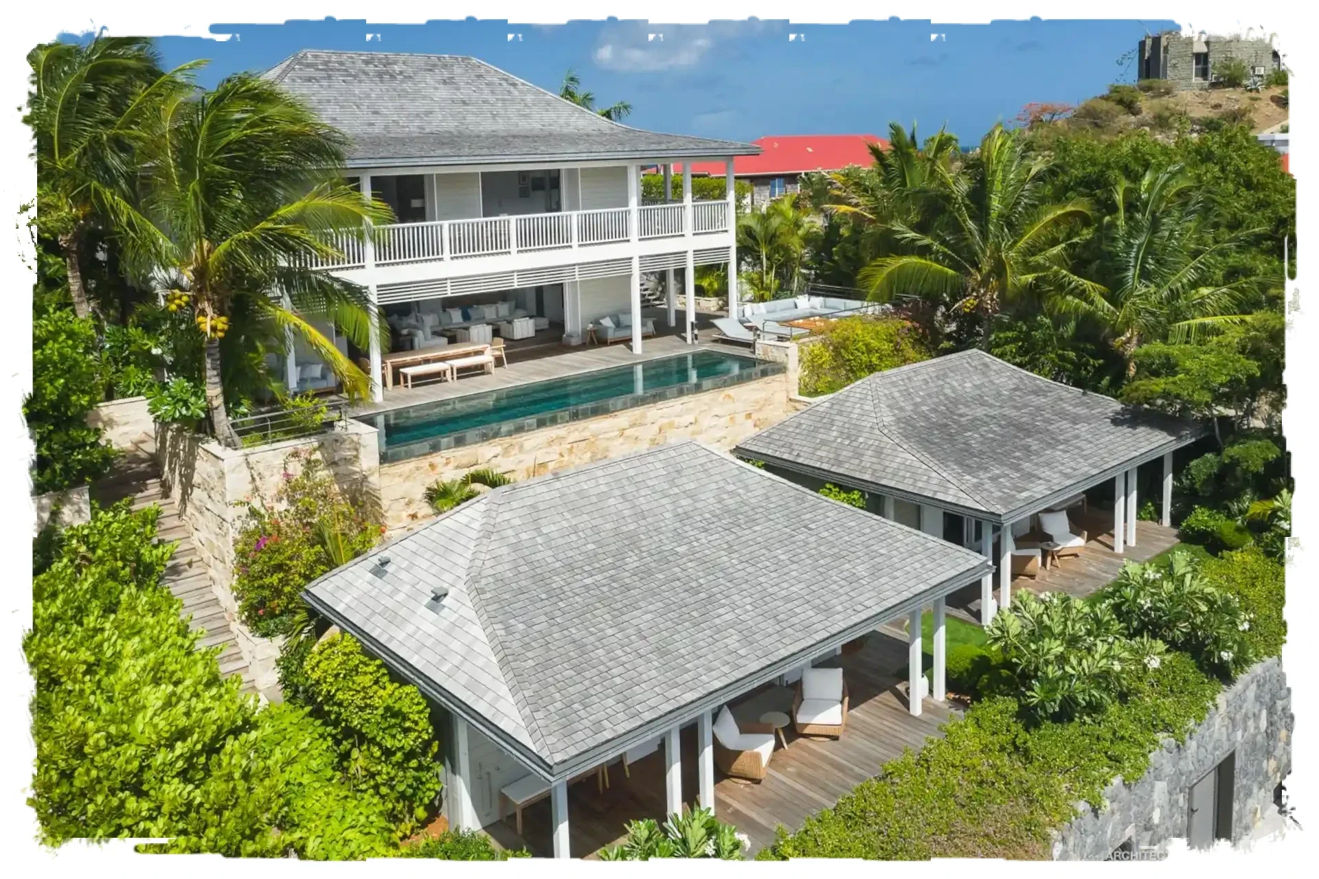 Villa Kreola, just steps from the harbor