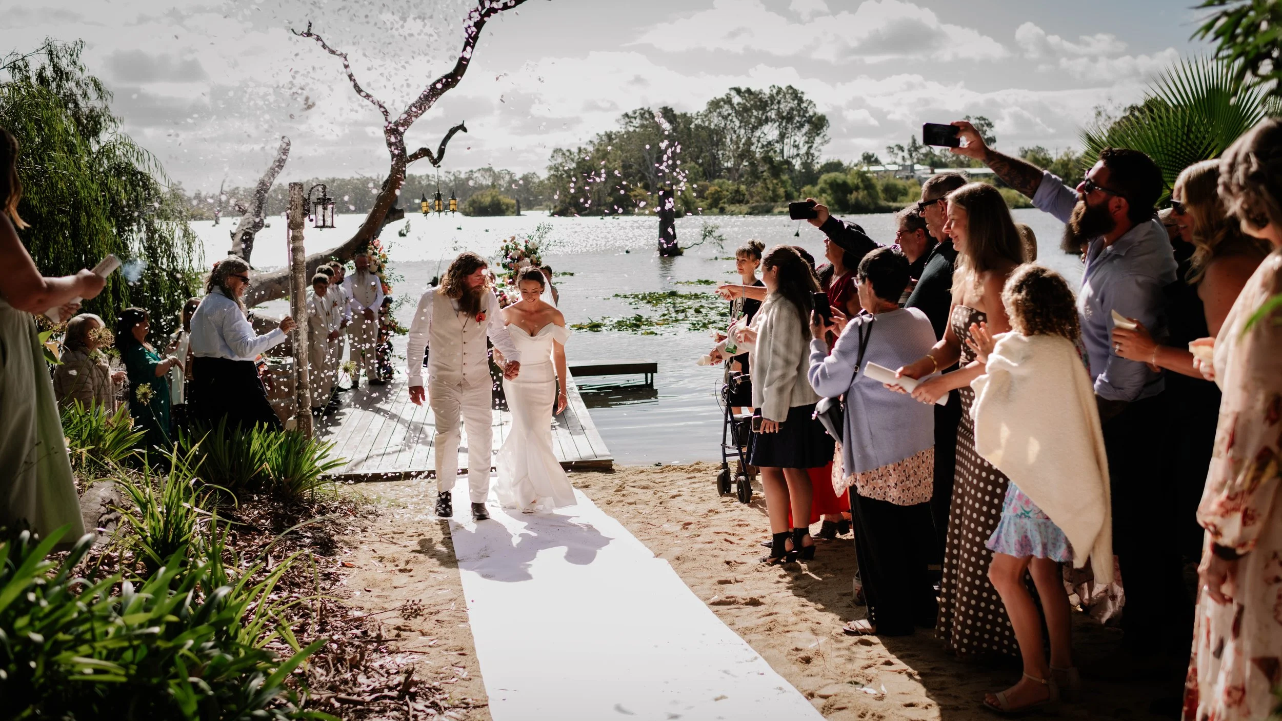 the-boathouse-nagambie-wedding-ceremony-20.jpg