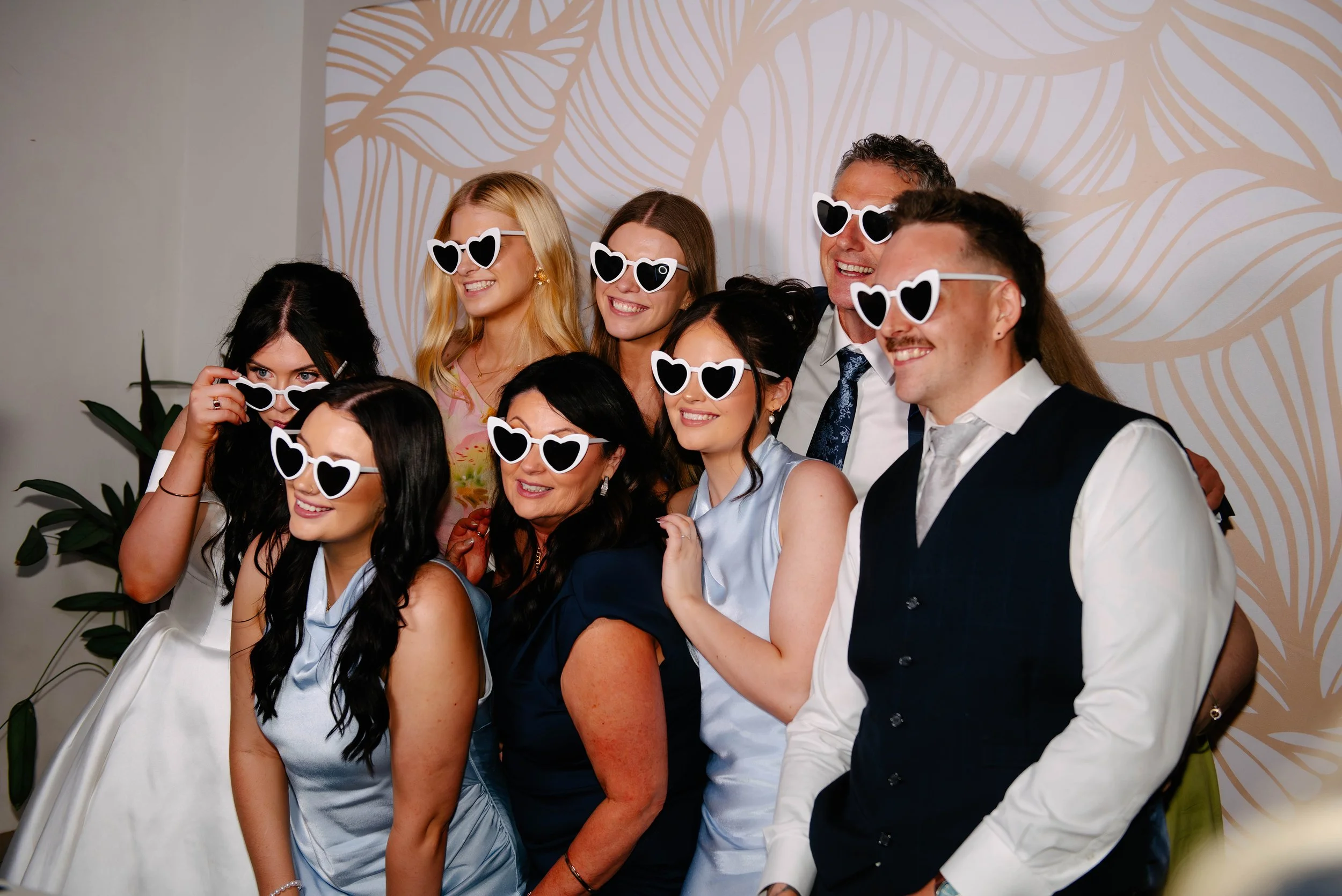bridal-party-photobooth-glasses-gembrook.jpg