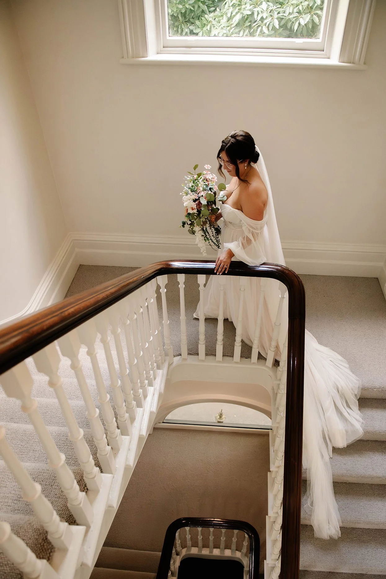 bride-walks-up-hotel-stairs-bendigo.jpg