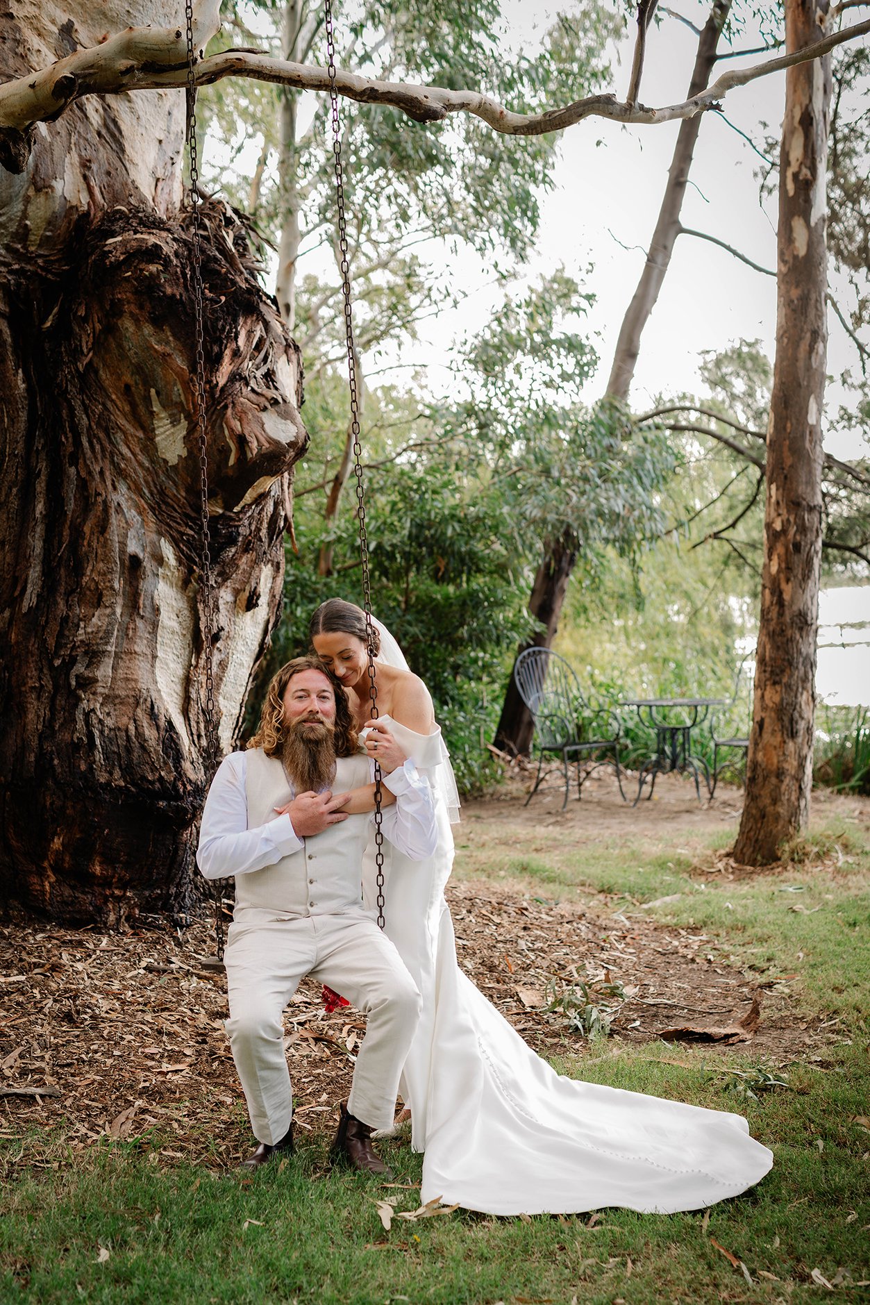 the-boathouse-nagambie-bridal (10).jpg