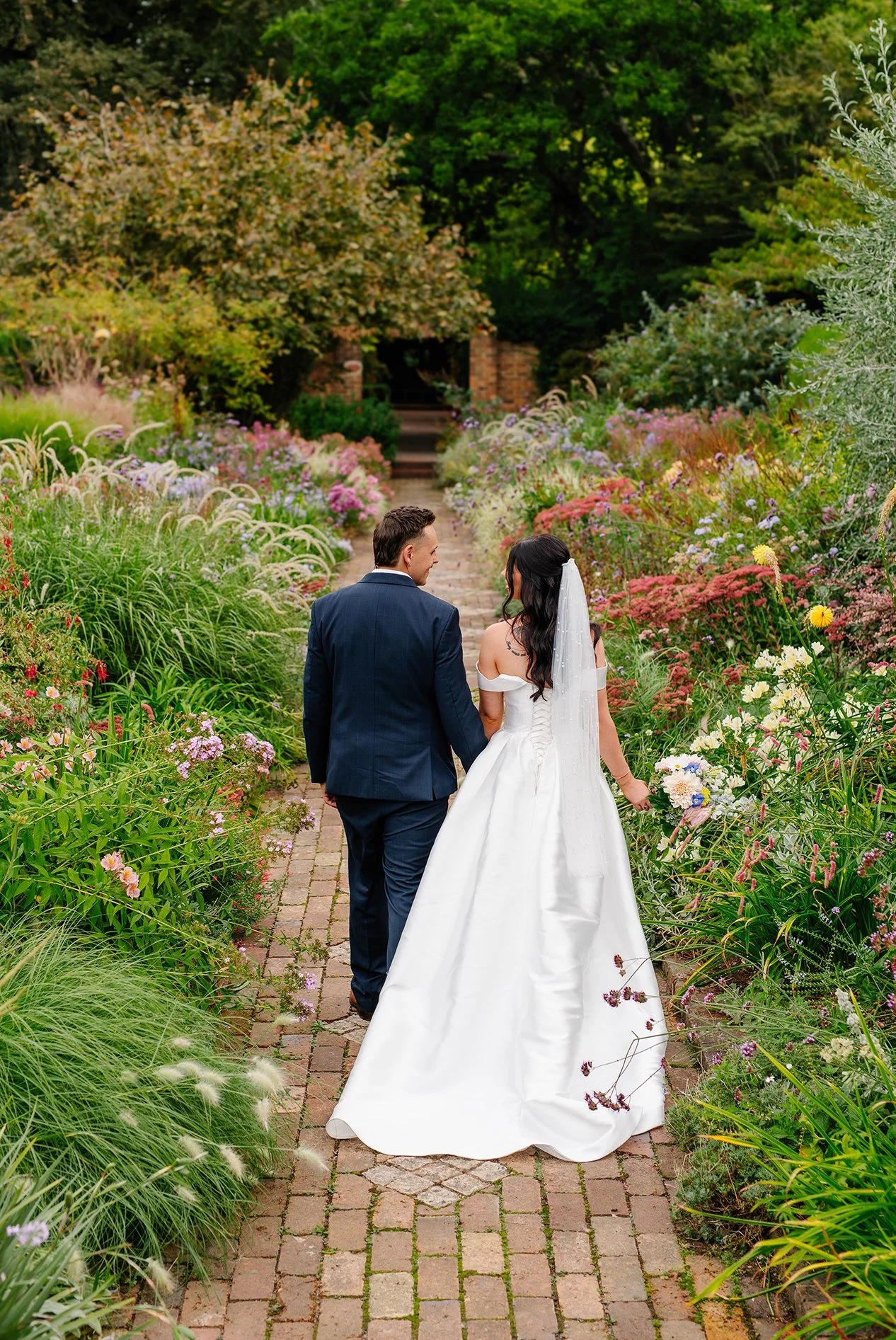 walk-away-flower-garden-cloudehill-garden.jpg
