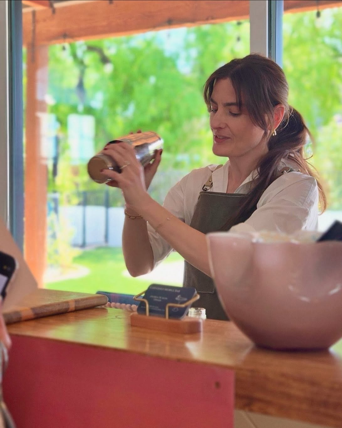 🍸 Meet Your Mixologist! 🍸

Hi, I&rsquo;m Andrea&mdash;founder, head bartender, and head mixologist behind @GarnishedBar!

Started this journey in Dec &lsquo;24, and six months in, I&rsquo;m still pinching myself over the love this community&rsquo;s